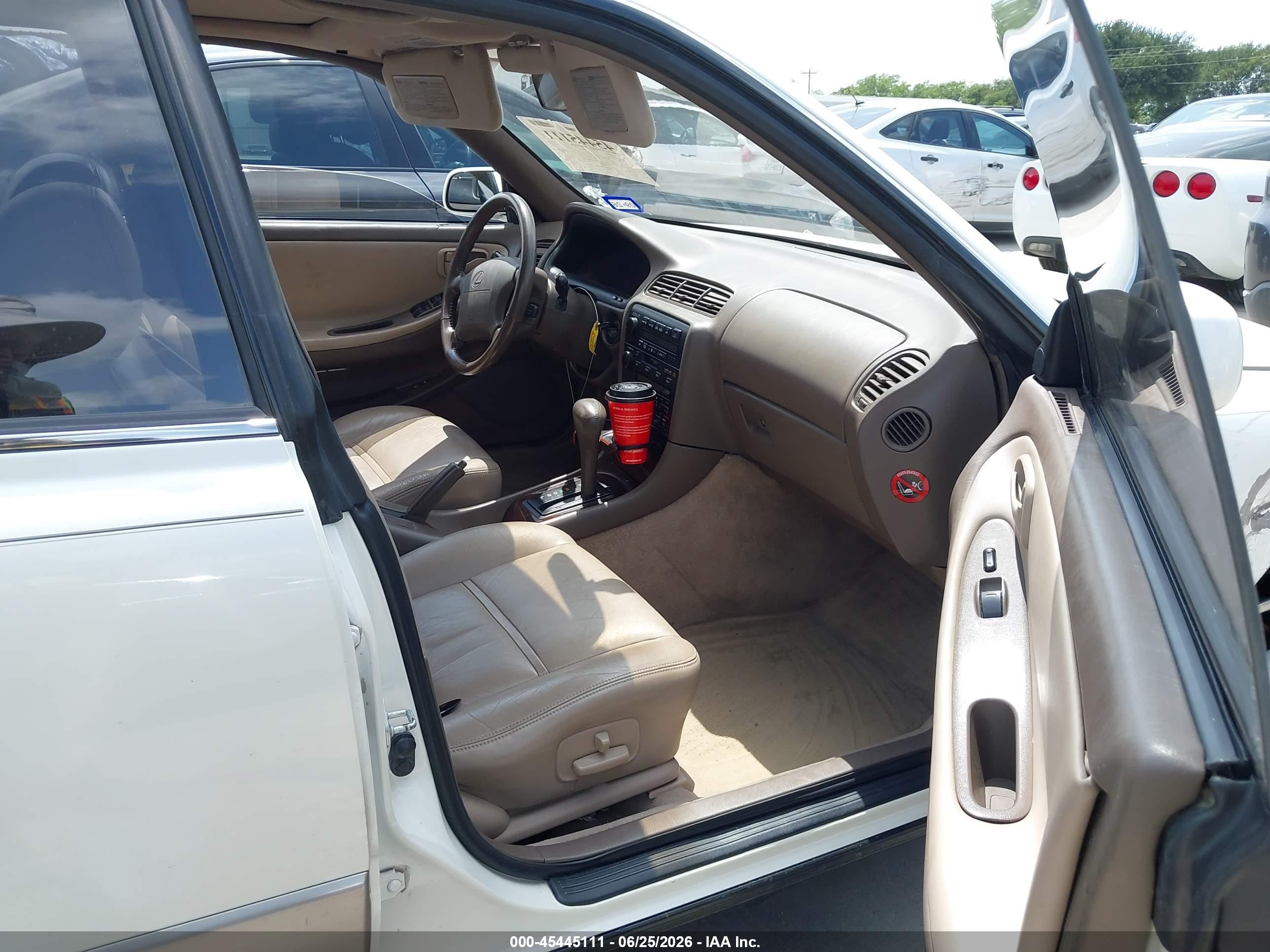 1996 Lexus Es 300 White vin: JT8BF12G8T0129968