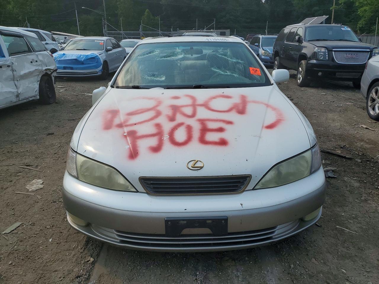 1997 Lexus Es 300 Белый vin: JT8BF22G2V5007098