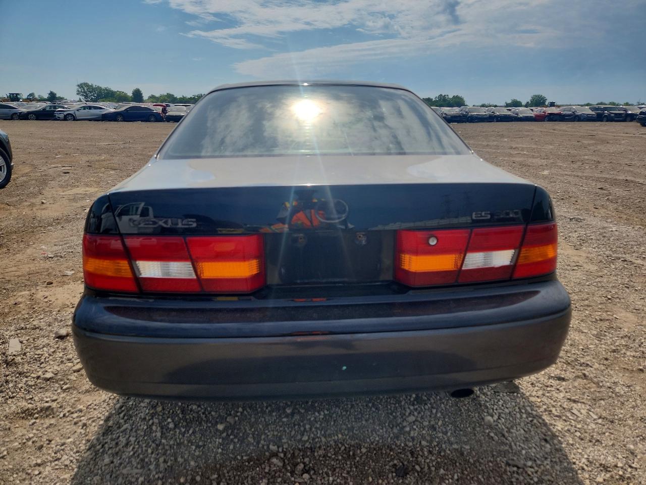 1997 Lexus Es 300 Black vin: JT8BF22G3V0056582