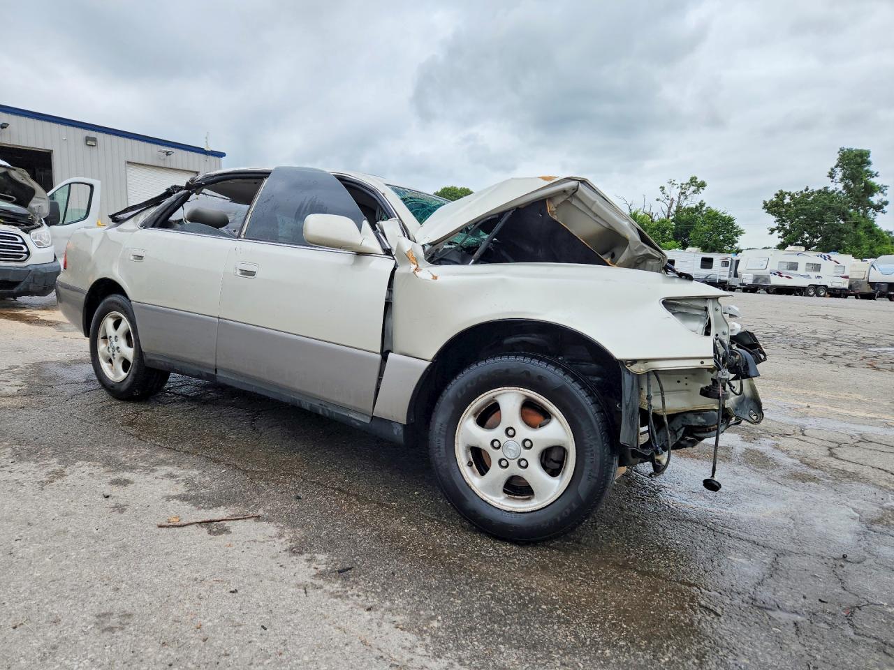 1997 Lexus Es 300 Beige vin: JT8BF22G4V0020755