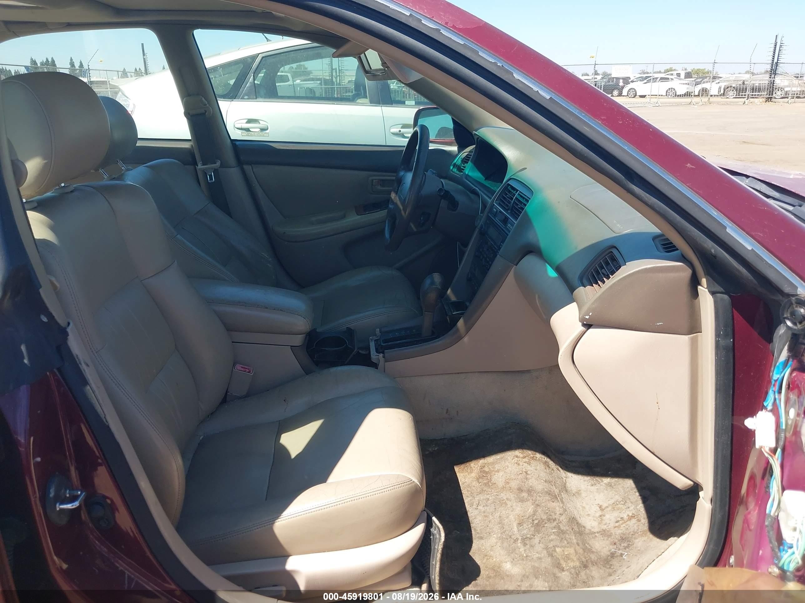 1997 Lexus Es 300   Red vin: JT8BF22G4V5008768