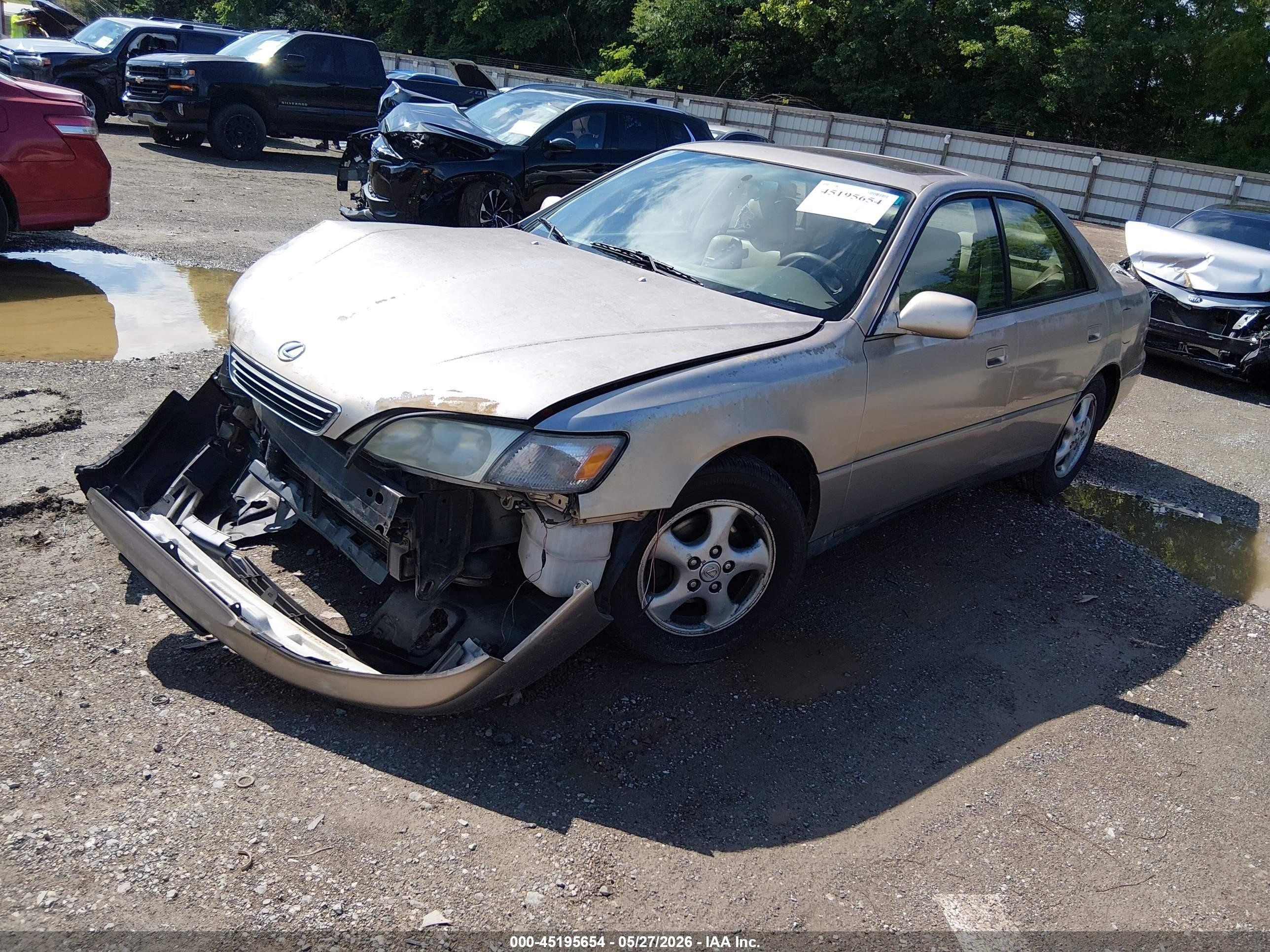 1997 Lexus Es 300   Gold vin: JT8BF22G5V0021056