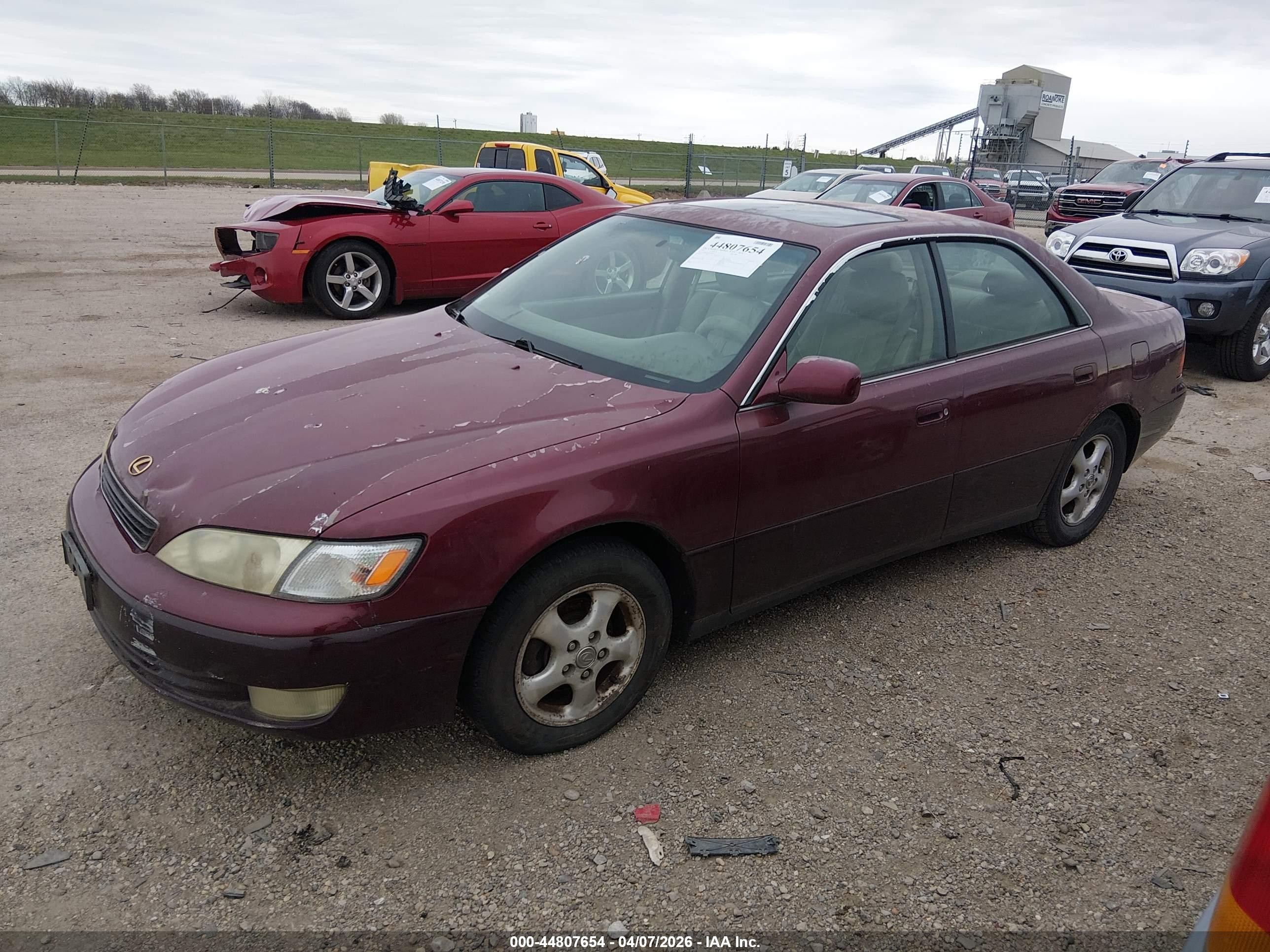 1997 Lexus Es 300   Maroon vin: JT8BF22G6V0003911