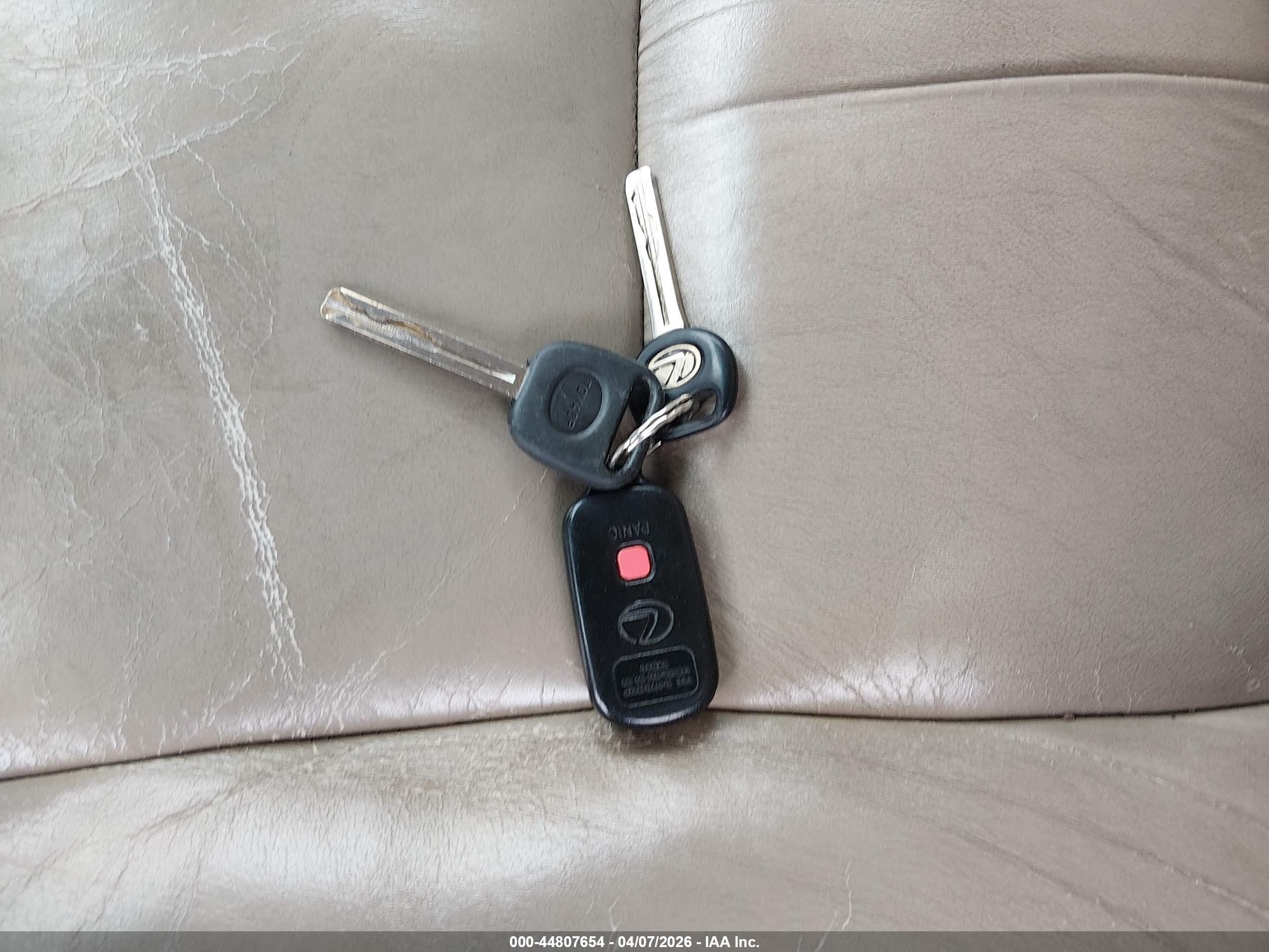 1997 Lexus Es 300   Maroon vin: JT8BF22G6V0003911
