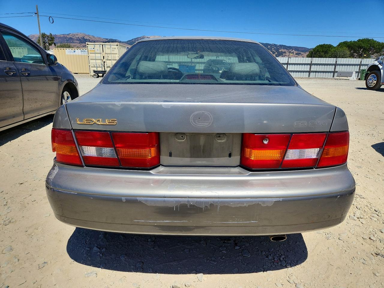 1997 Lexus Es 300 Silver vin: JT8BF22G6V0044541