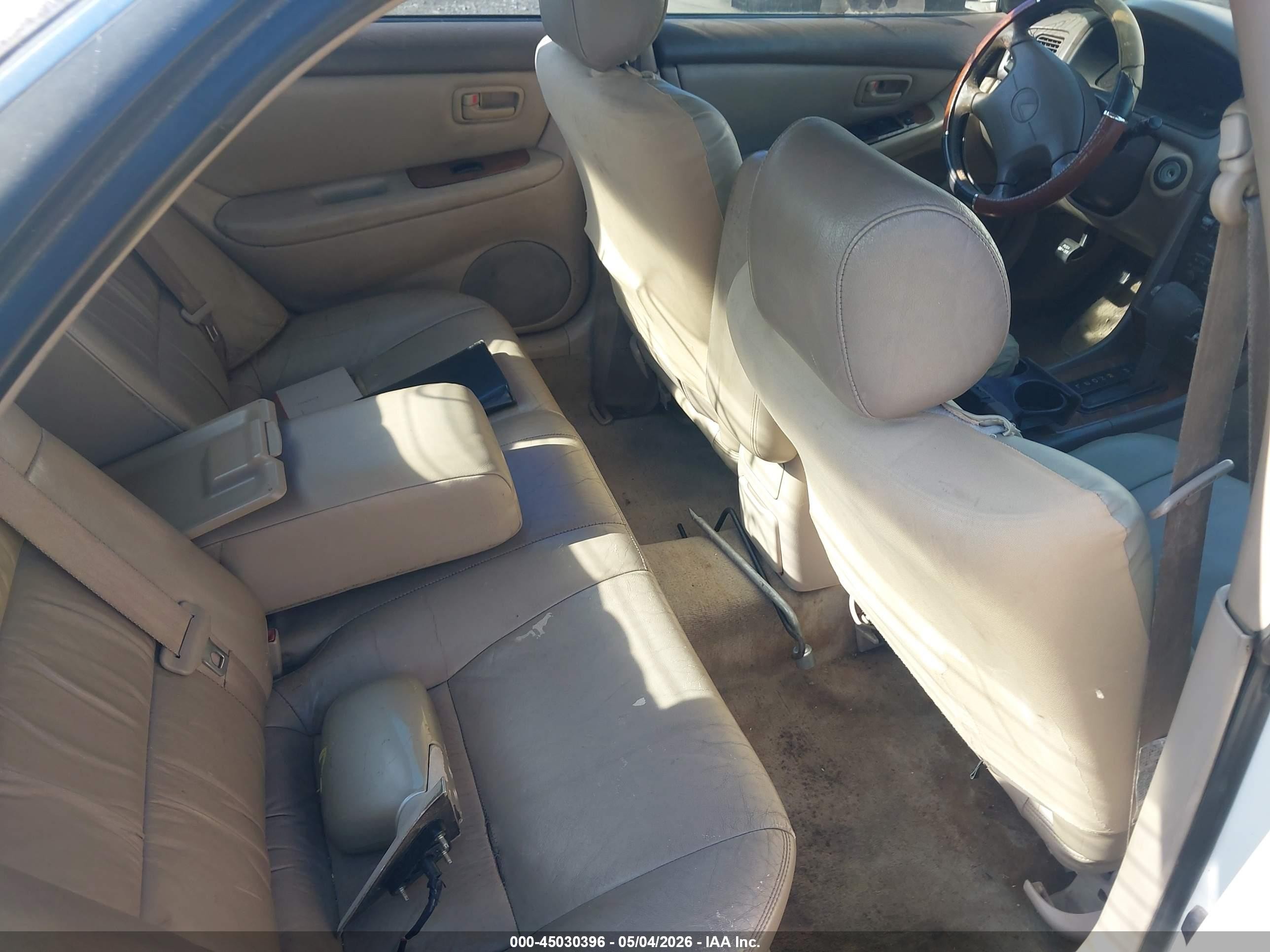 1997 Lexus Es 300   Gold vin: JT8BF22G6V0067690