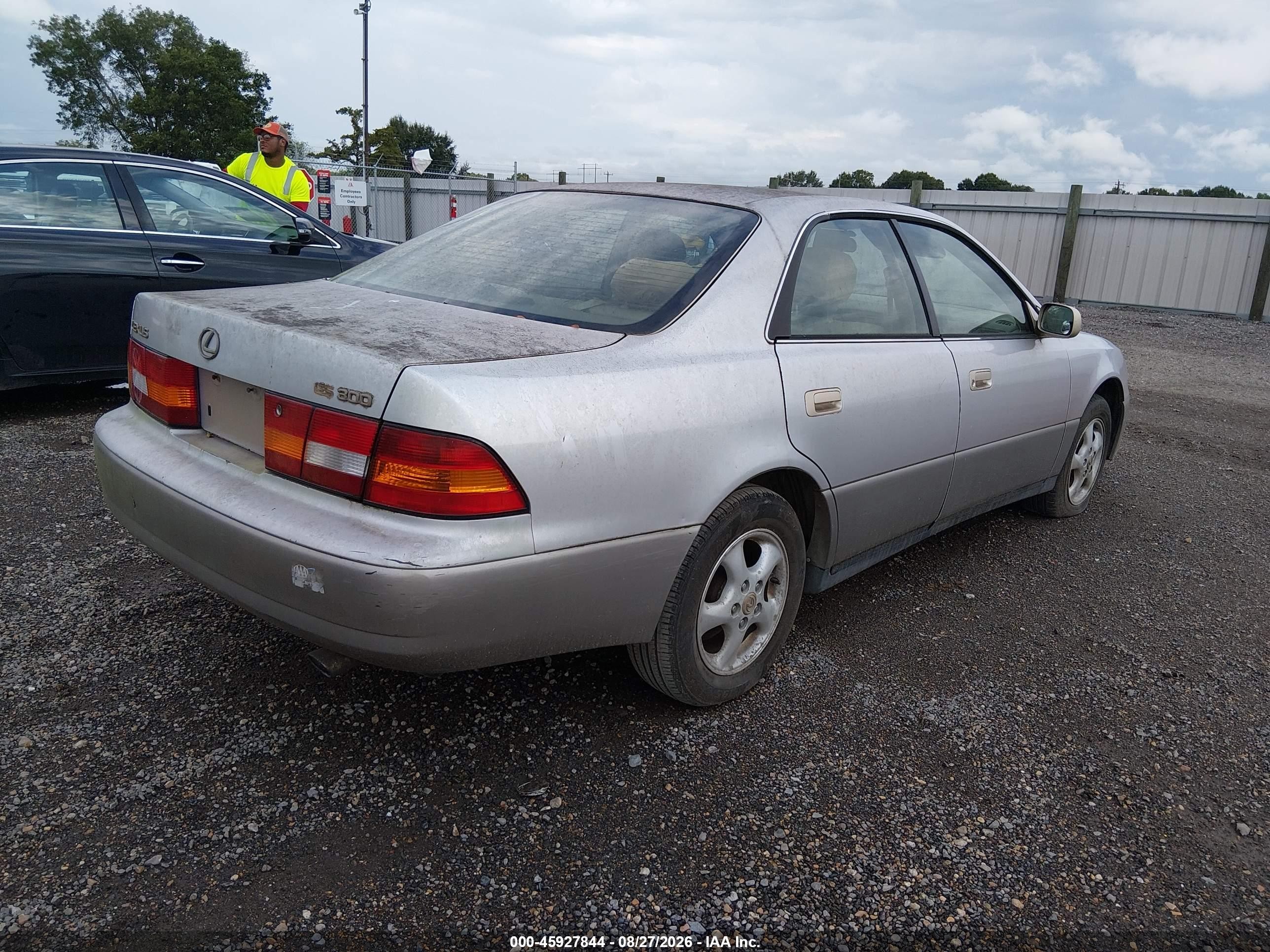1997 Lexus Es 300   Gold vin: JT8BF22G8V0020614