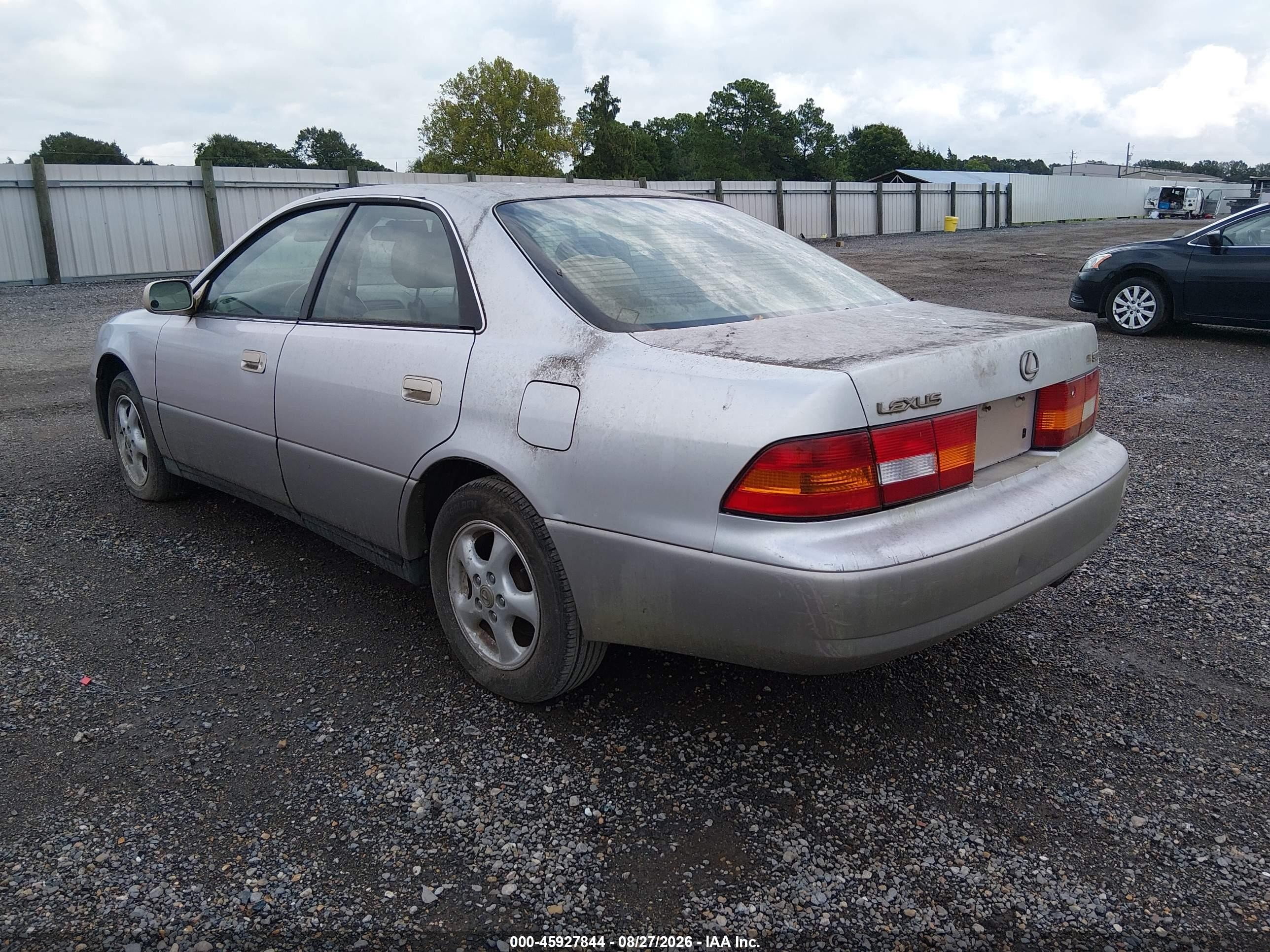 1997 Lexus Es 300   Gold vin: JT8BF22G8V0020614