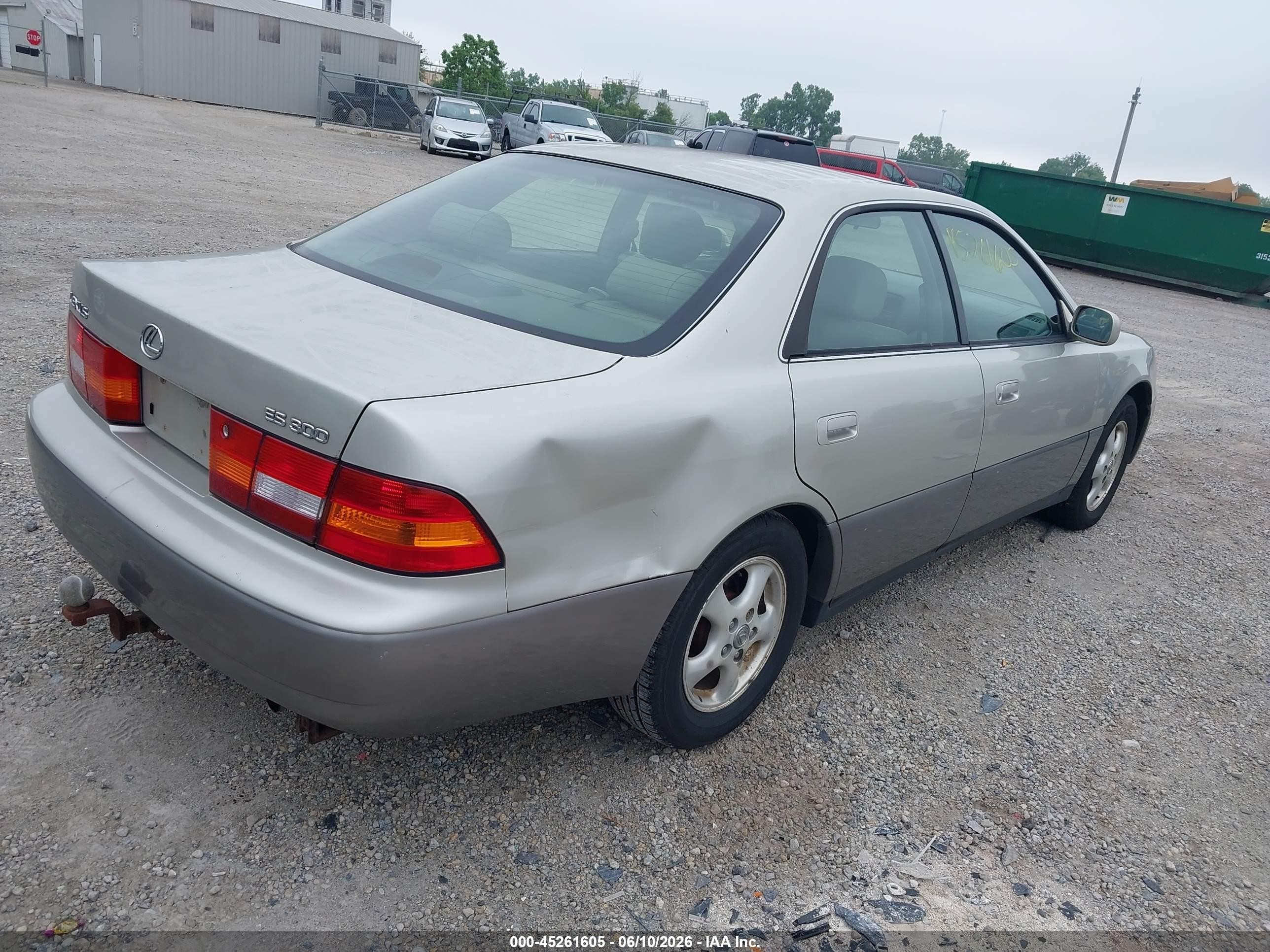 1997 Lexus Es 300   Silver vin: JT8BF22G8V0059977