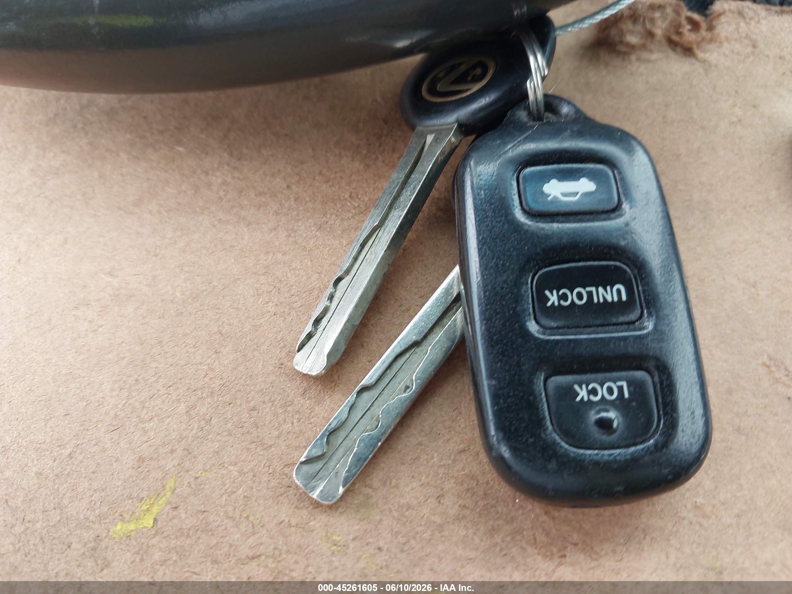 1997 Lexus Es 300   Silver vin: JT8BF22G8V0059977