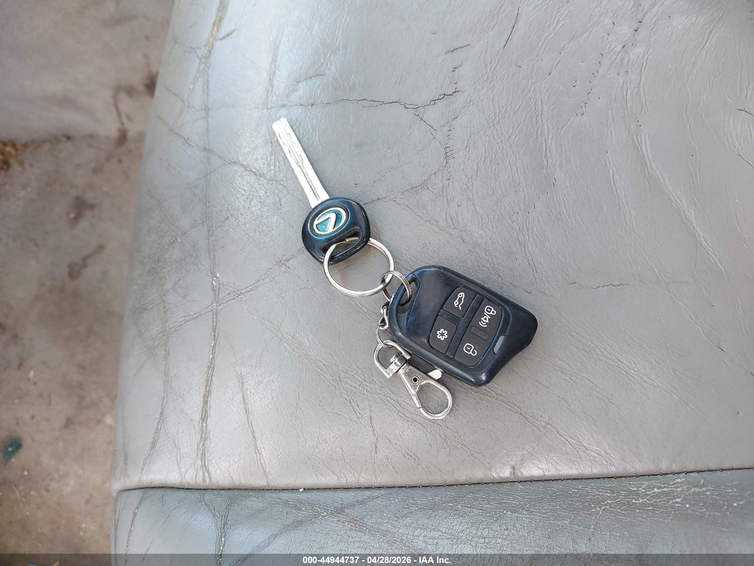 1998 Lexus Es 300   Серый vin: JT8BF22G9V0072303