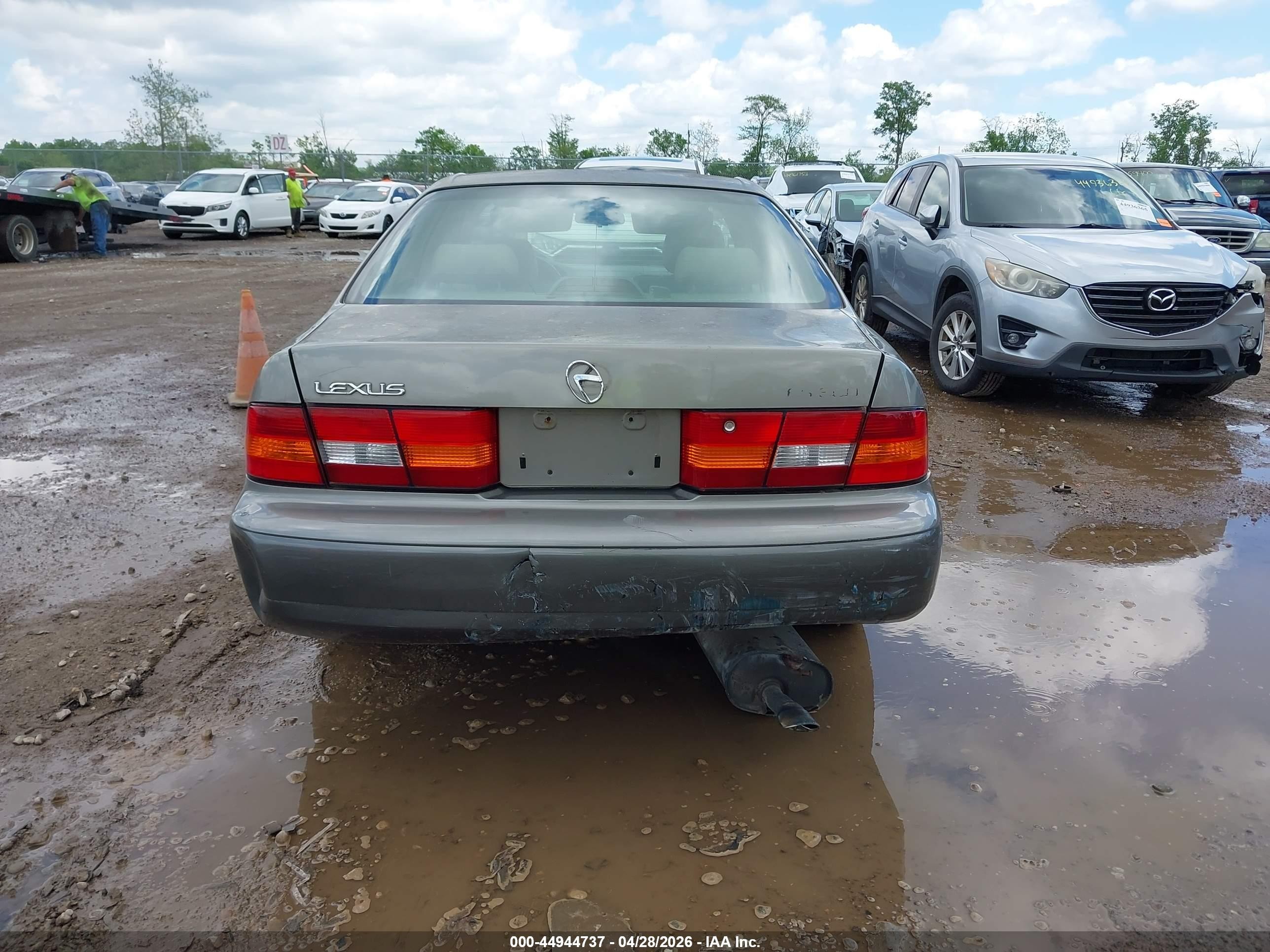 1998 Lexus Es 300   Серый vin: JT8BF22G9V0072303