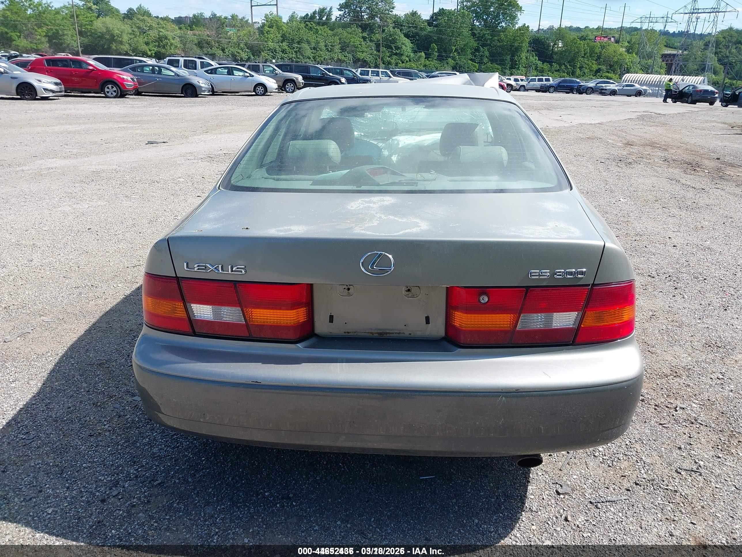 1997 Lexus Es 300   Золотой vin: JT8BF22GXV0043537