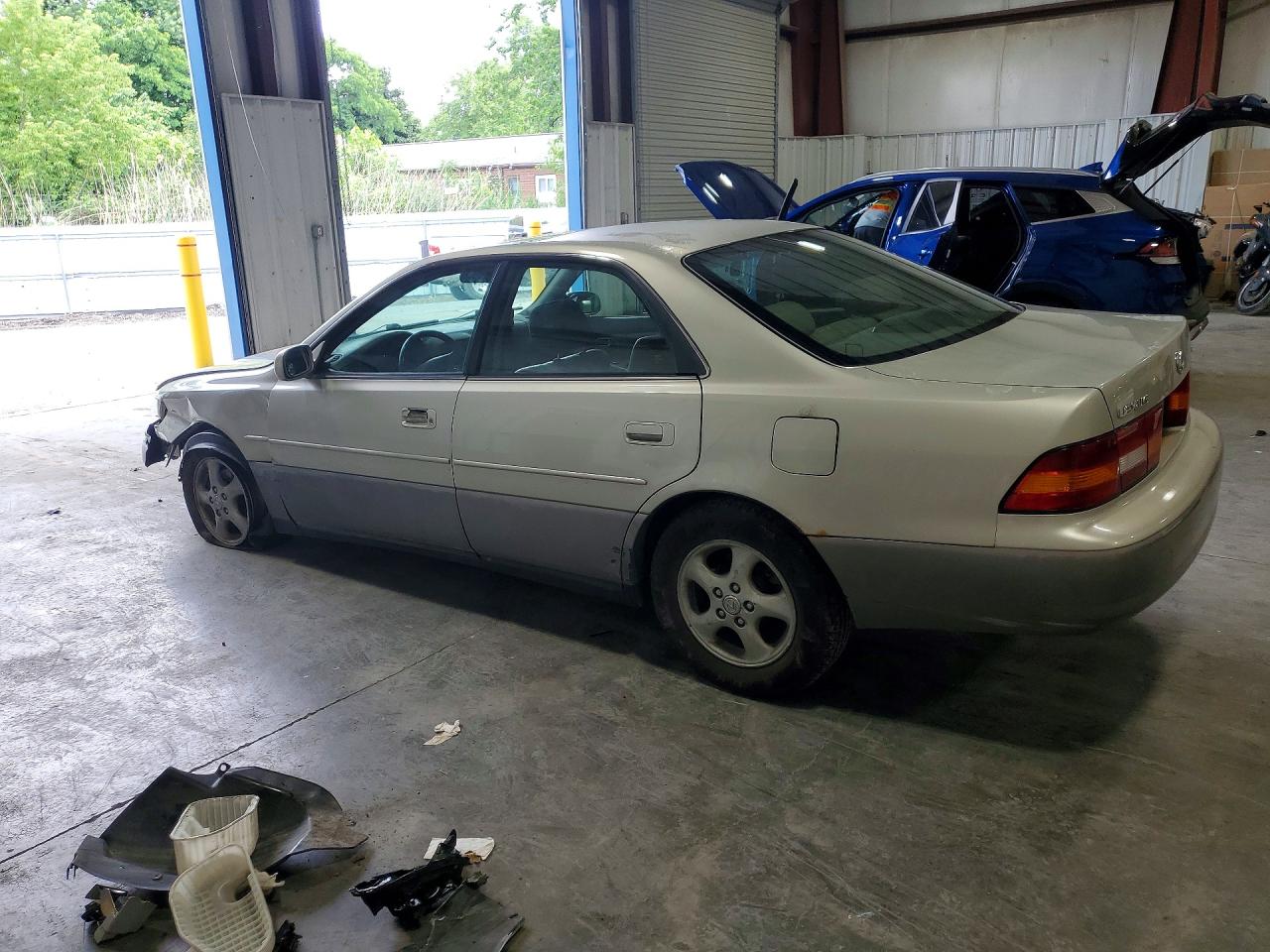 1997 Lexus Es 300 Beige vin: JT8BF22GXV0059026