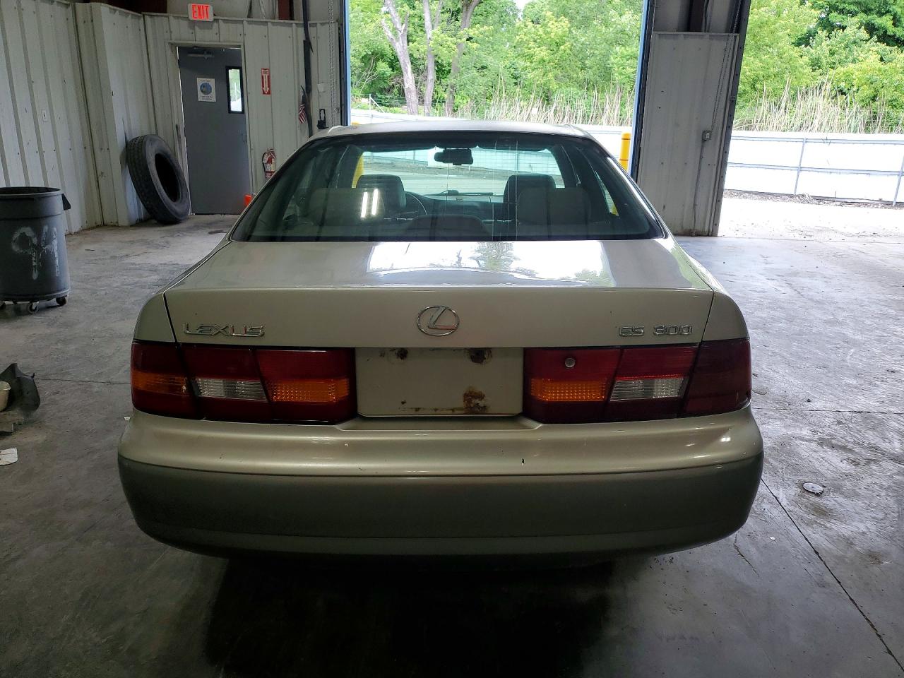 1997 Lexus Es 300 Beige vin: JT8BF22GXV0059026