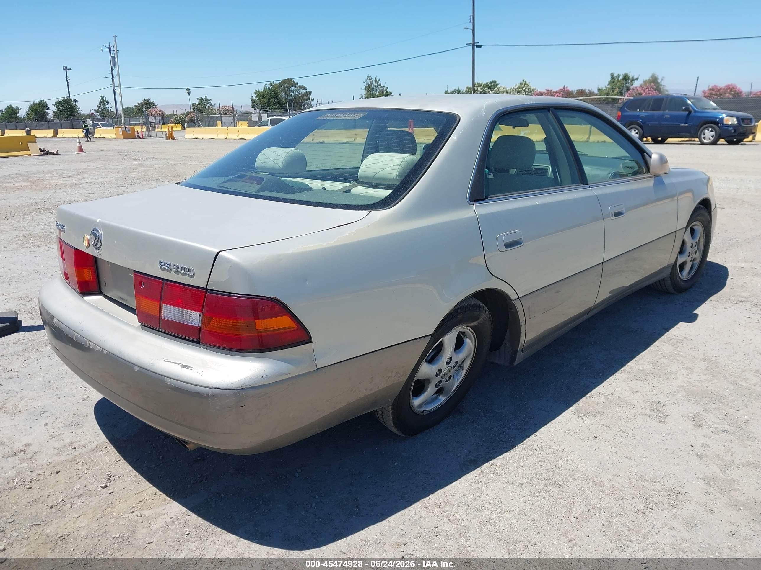 1999 Lexus Es 300   Gray vin: JT8BF28G0X0160182