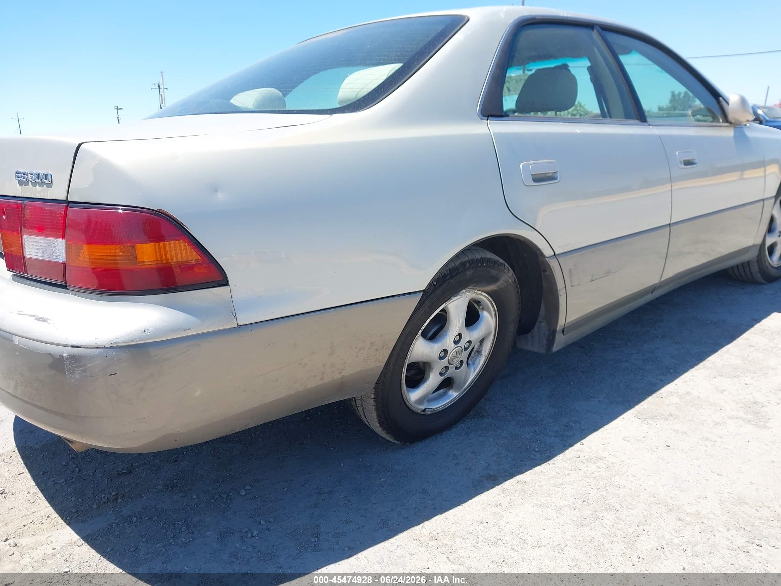 1999 Lexus Es 300   Gray vin: JT8BF28G0X0160182