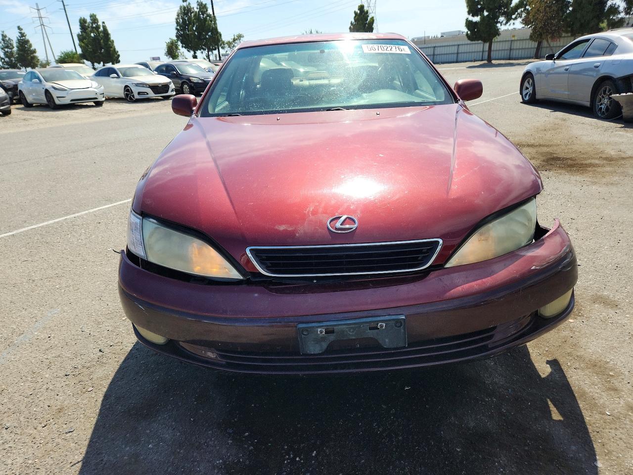 1999 Lexus Es 300 Burgundy vin: JT8BF28G0X0181713