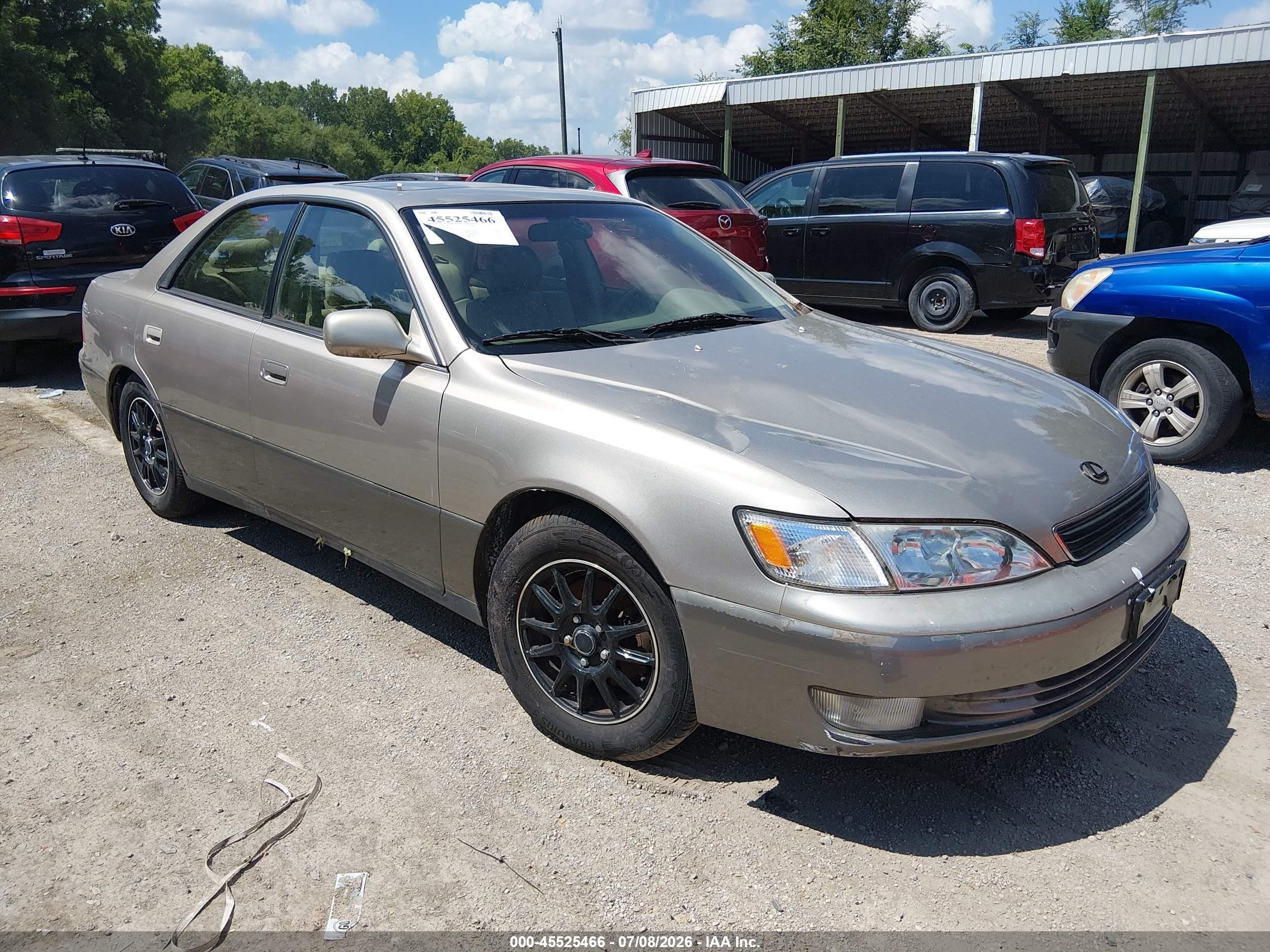 1999 Lexus Es 300   Gold vin: JT8BF28G0X5068394
