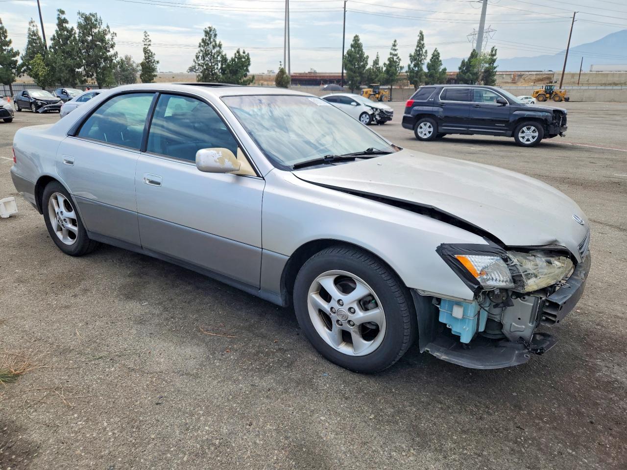 2000 Lexus Es 300 Silver vin: JT8BF28G0Y5085052
