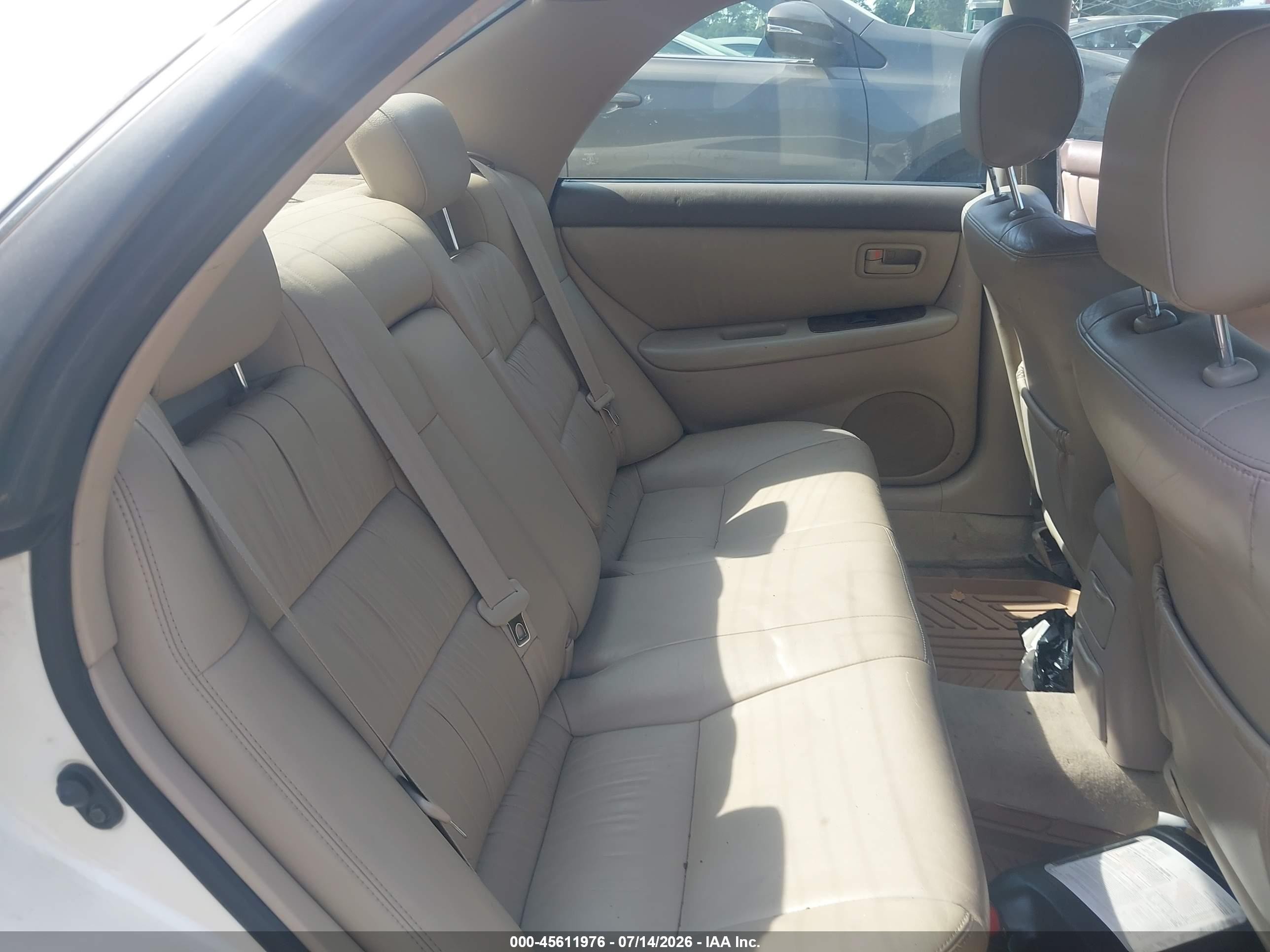 2000 Lexus Es 300   Белый vin: JT8BF28G0Y5094608