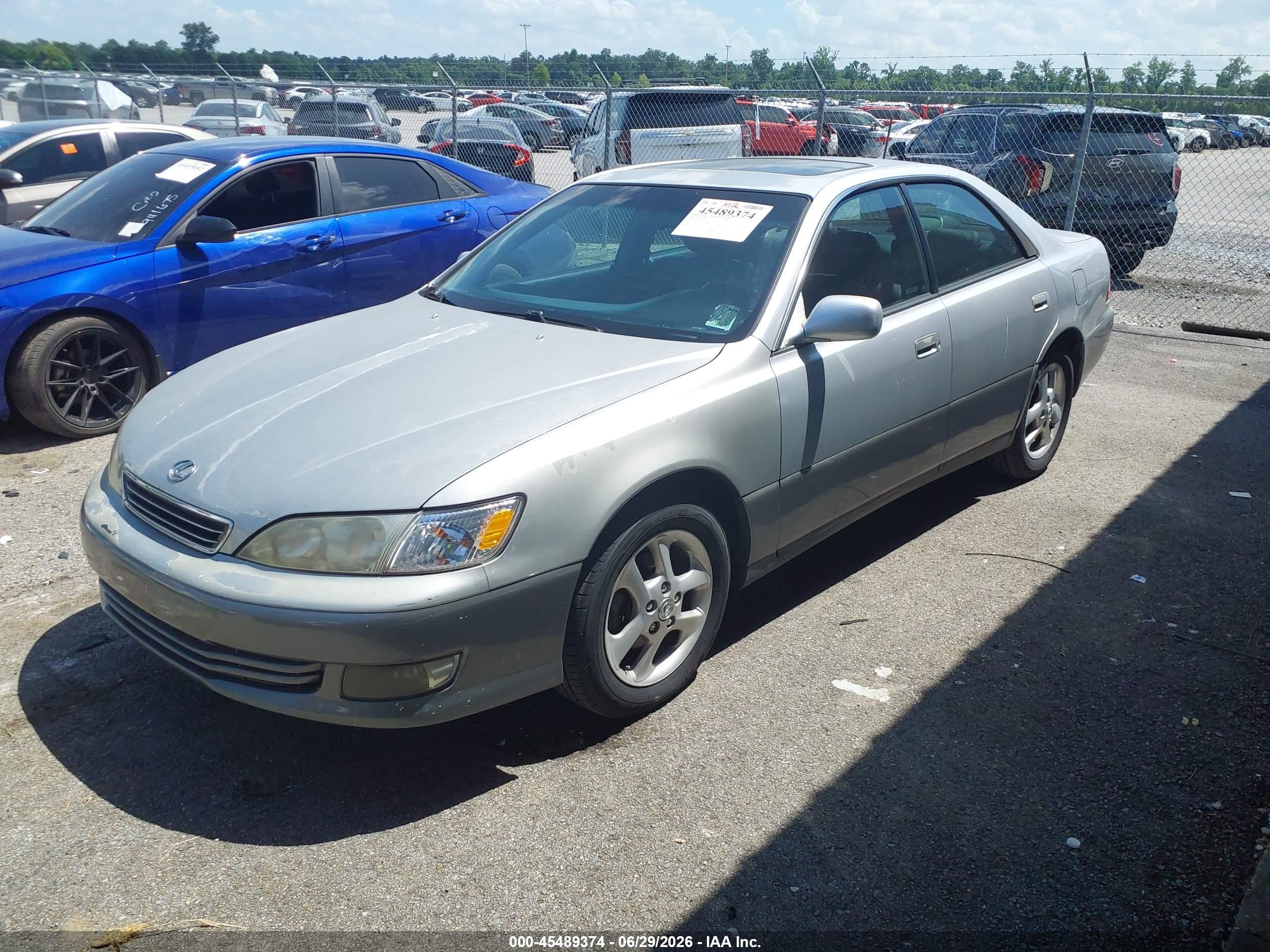 2001 Lexus Es 300 Silver vin: JT8BF28G110291516