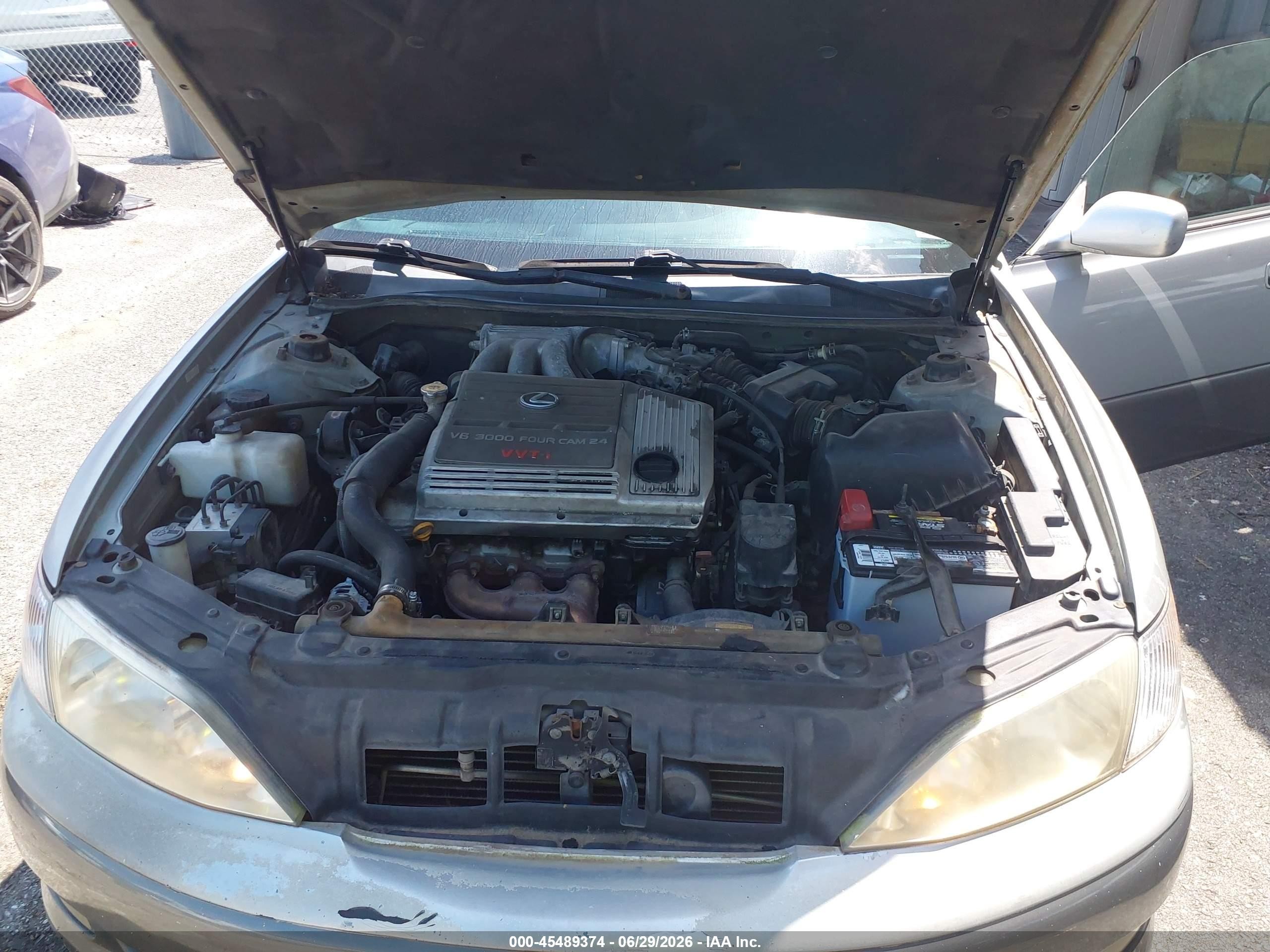 2001 Lexus Es 300 Silver vin: JT8BF28G110291516