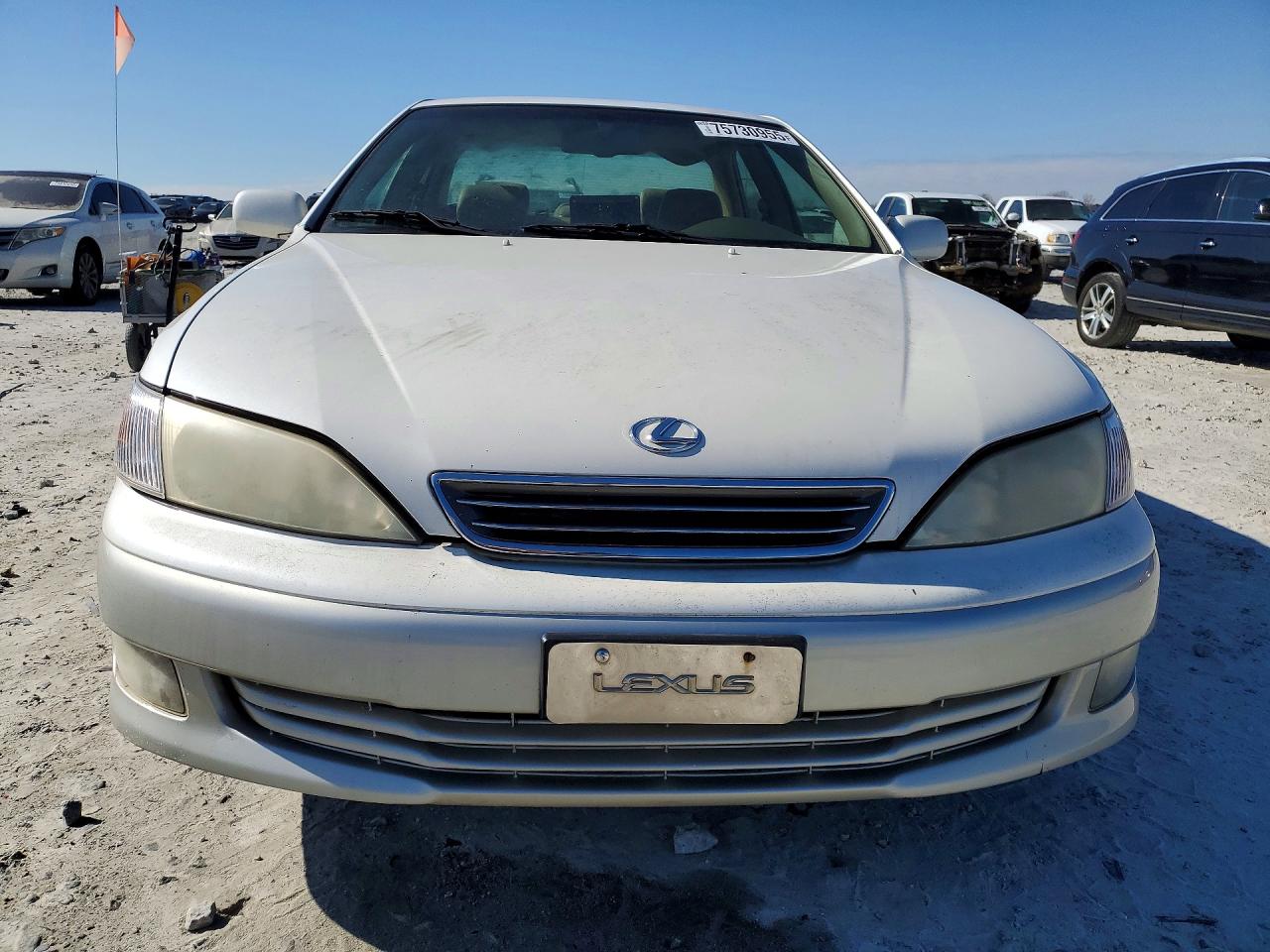 2001 Lexus Es 300 White vin: JT8BF28G110334056