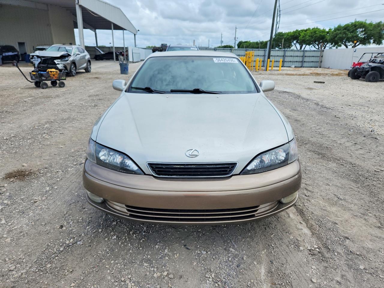 1998 Lexus Es 300 Silver vin: JT8BF28G1W5023897