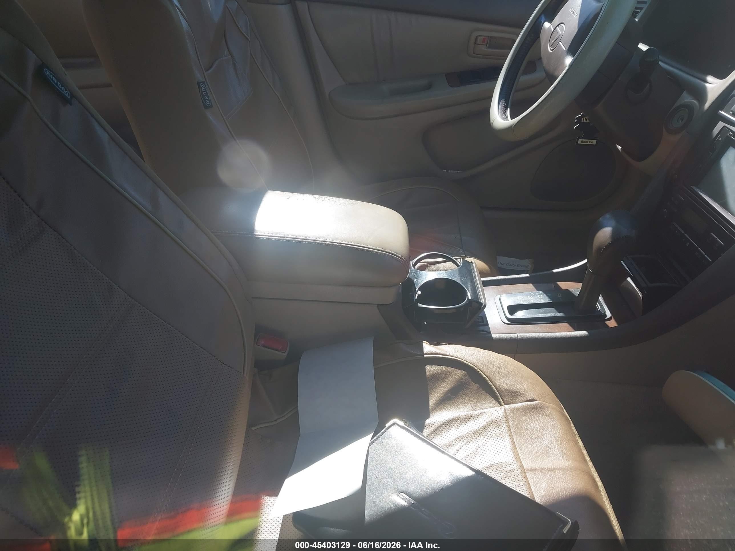 1999 Lexus Es 300   Зеленый vin: JT8BF28G1X0230885