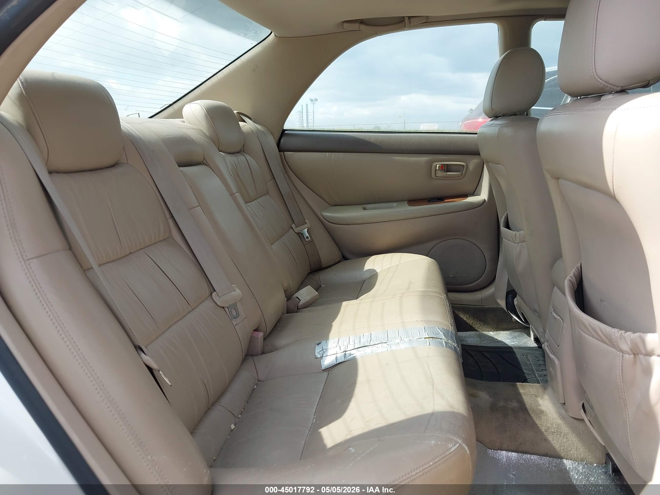 2001 Lexus Es 300   Белый vin: JT8BF28G210303141