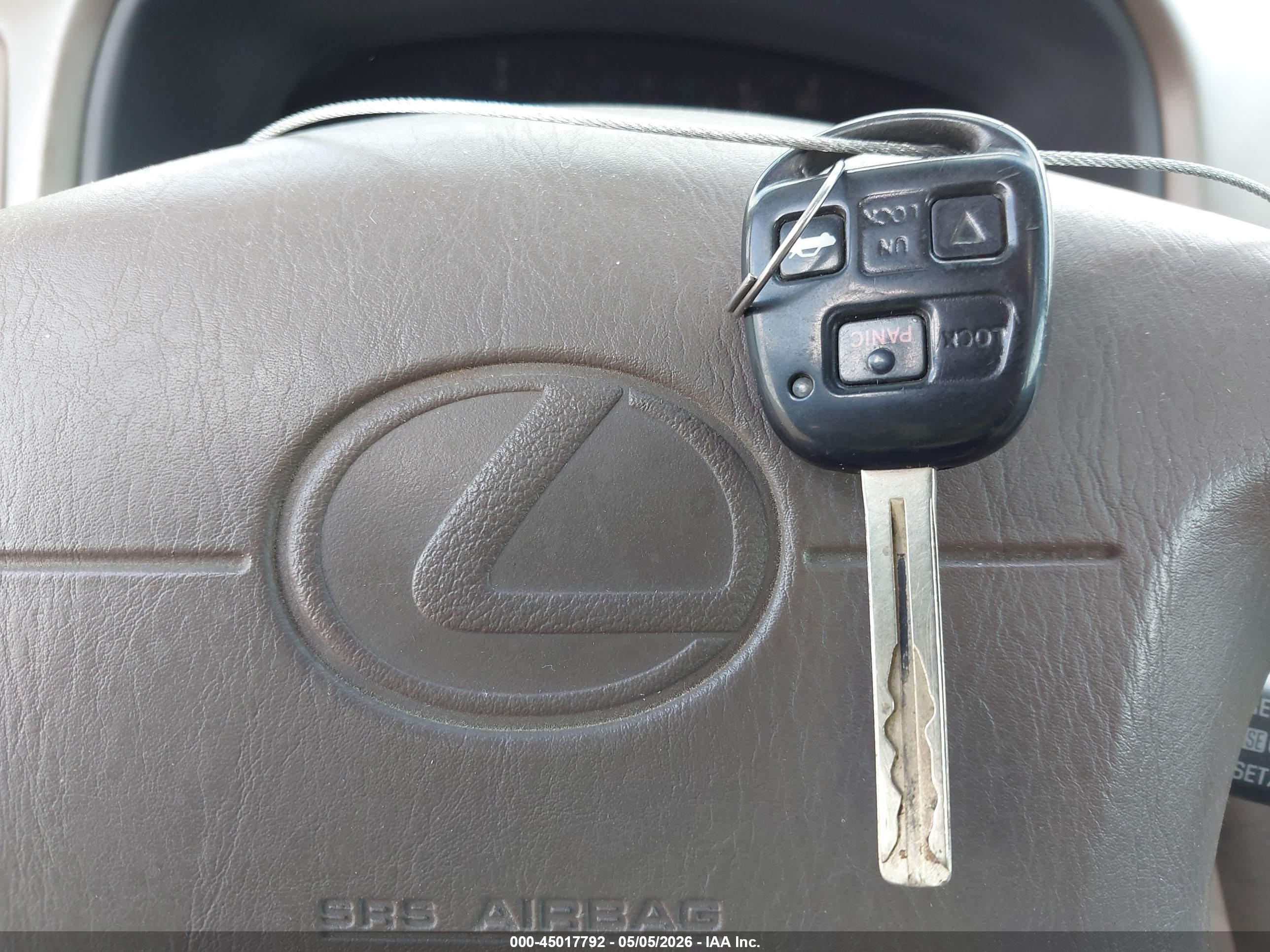 2001 Lexus Es 300   Белый vin: JT8BF28G210303141