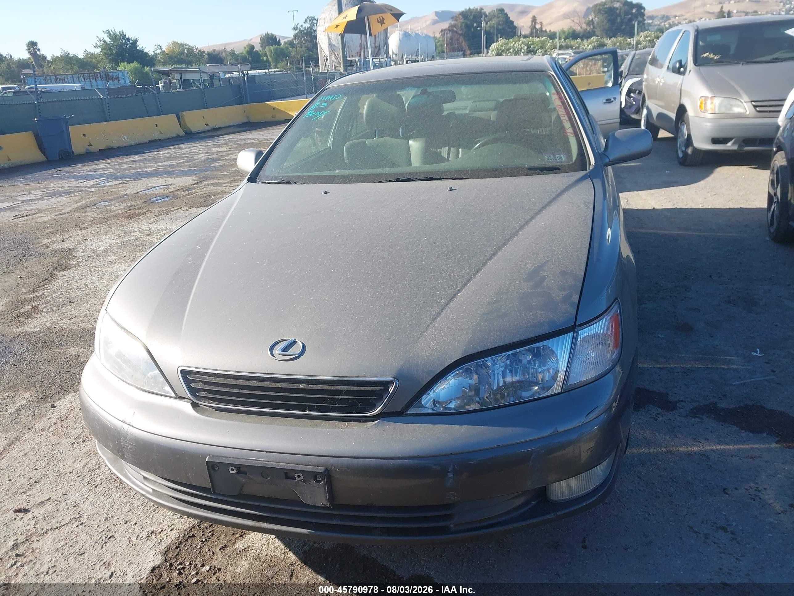 1998 Lexus Es 300   Gray vin: JT8BF28G2W5023794