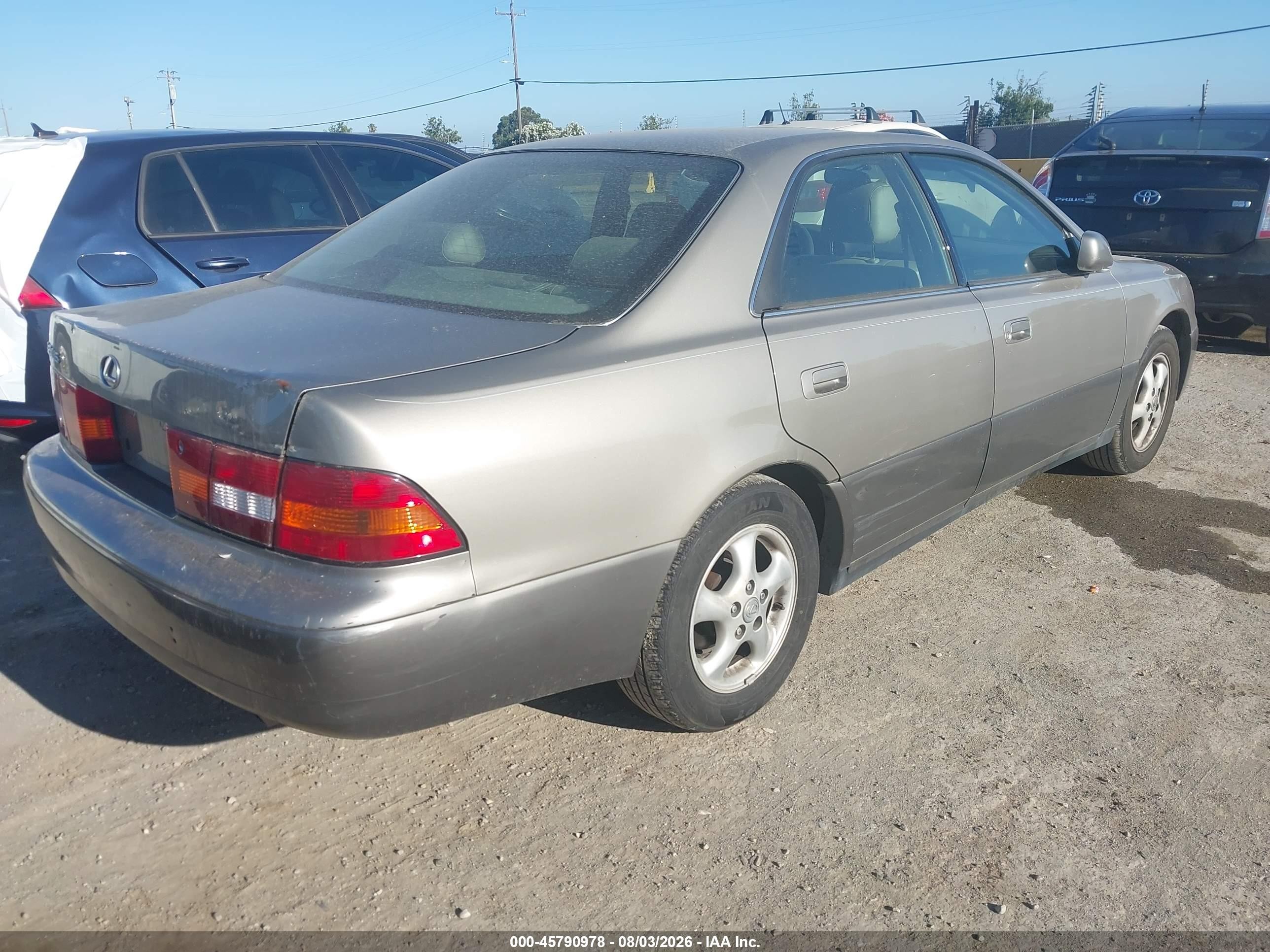 1998 Lexus Es 300   Gray vin: JT8BF28G2W5023794