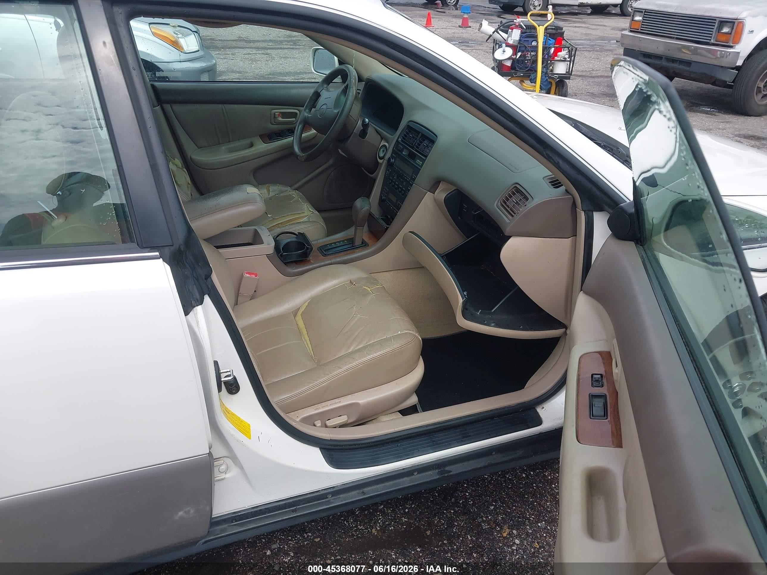 1999 Lexus Es 300   White vin: JT8BF28G2X0210743