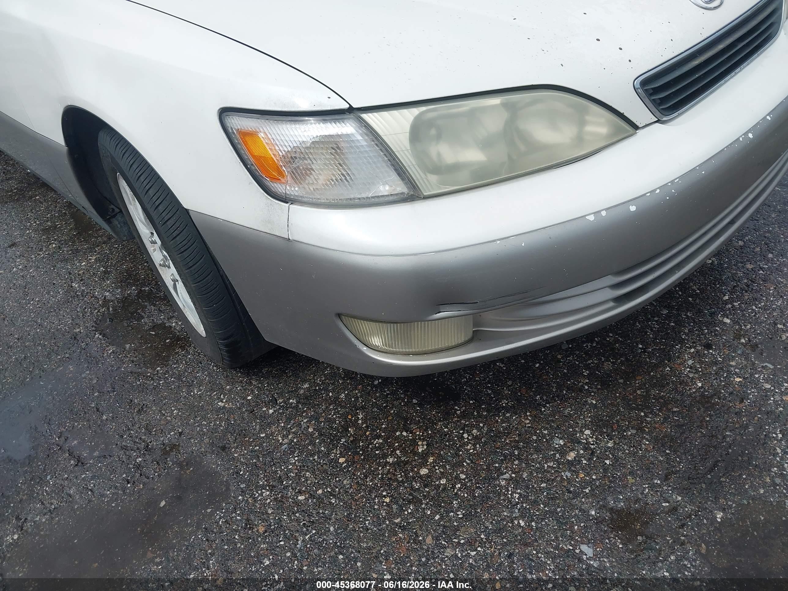 1999 Lexus Es 300   White vin: JT8BF28G2X0210743