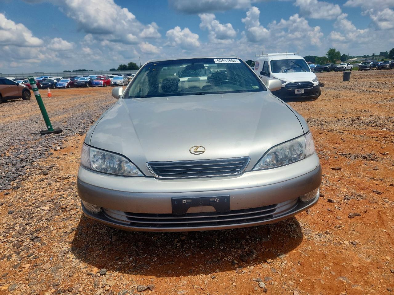 1999 Lexus Es 300 Silver vin: JT8BF28G2X5058661