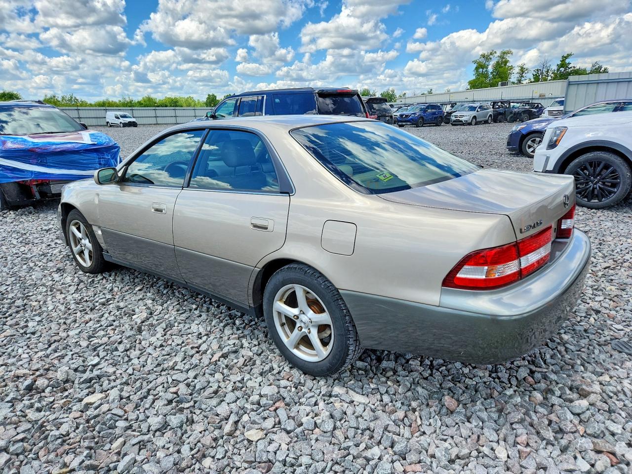 2000 Lexus Es 300 Beige vin: JT8BF28G2Y0274718