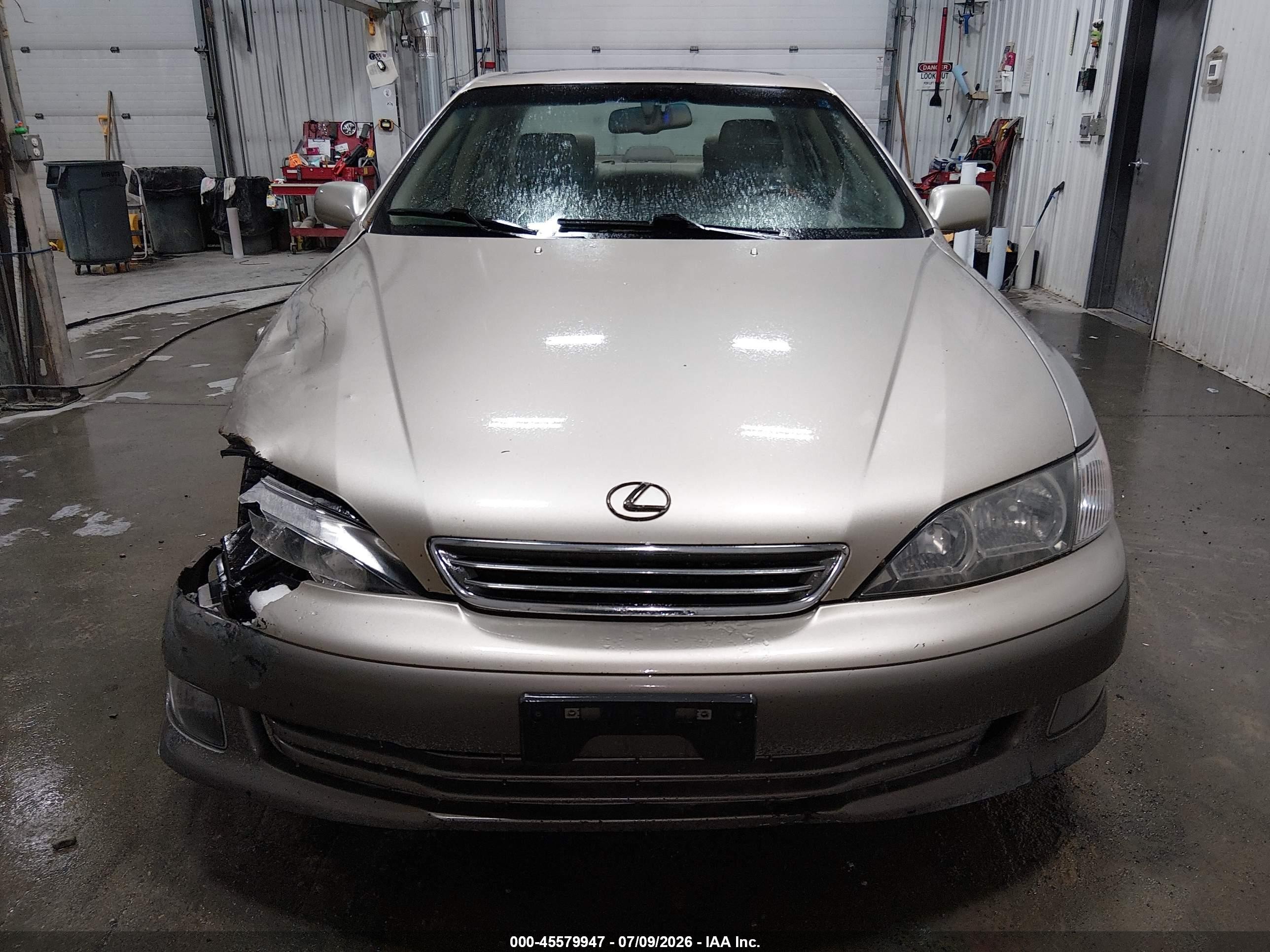 2000 Lexus Es 300   Gold vin: JT8BF28G2Y0287033