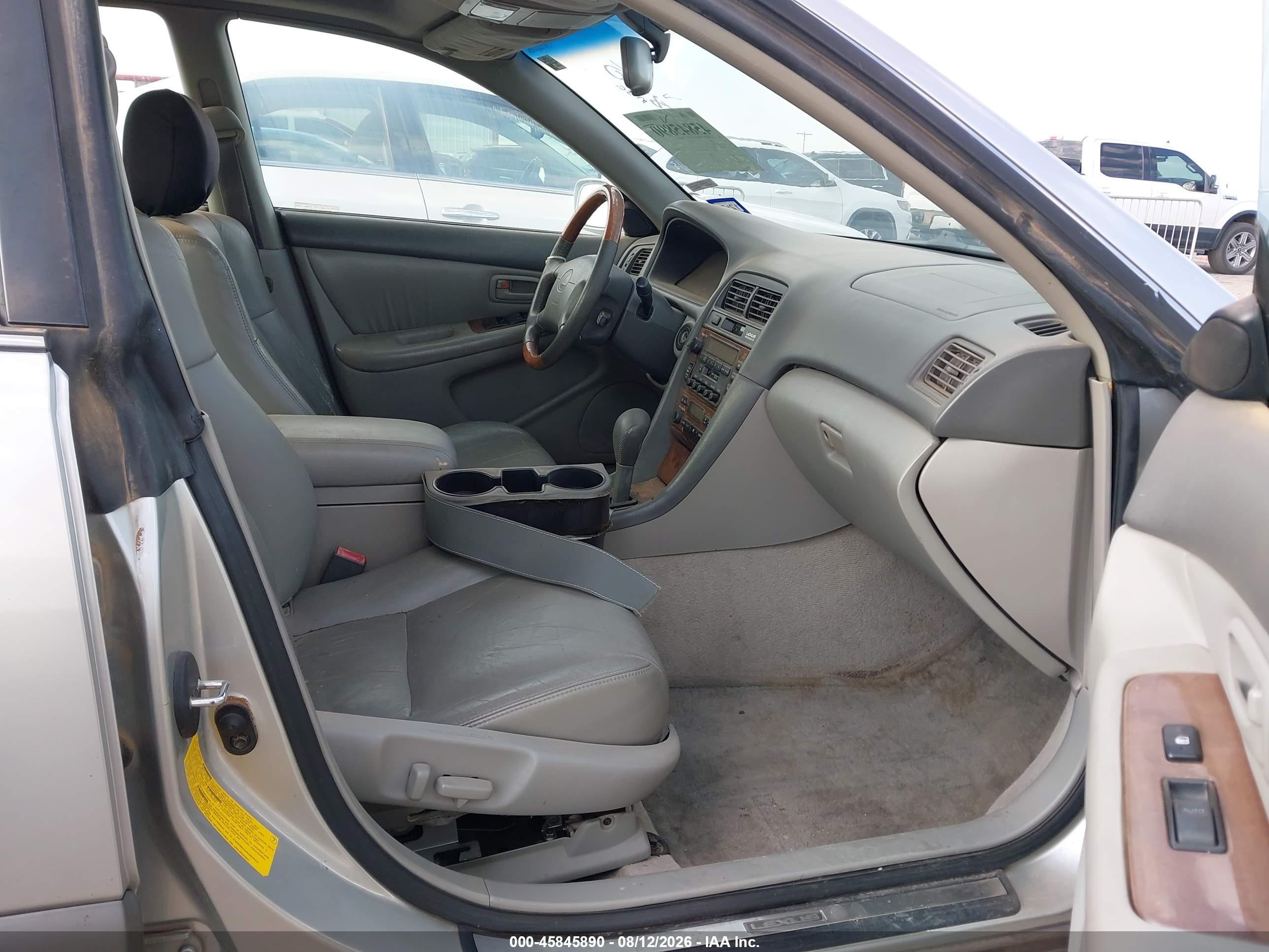 2001 Lexus Es 300 Beige vin: JT8BF28G315105039