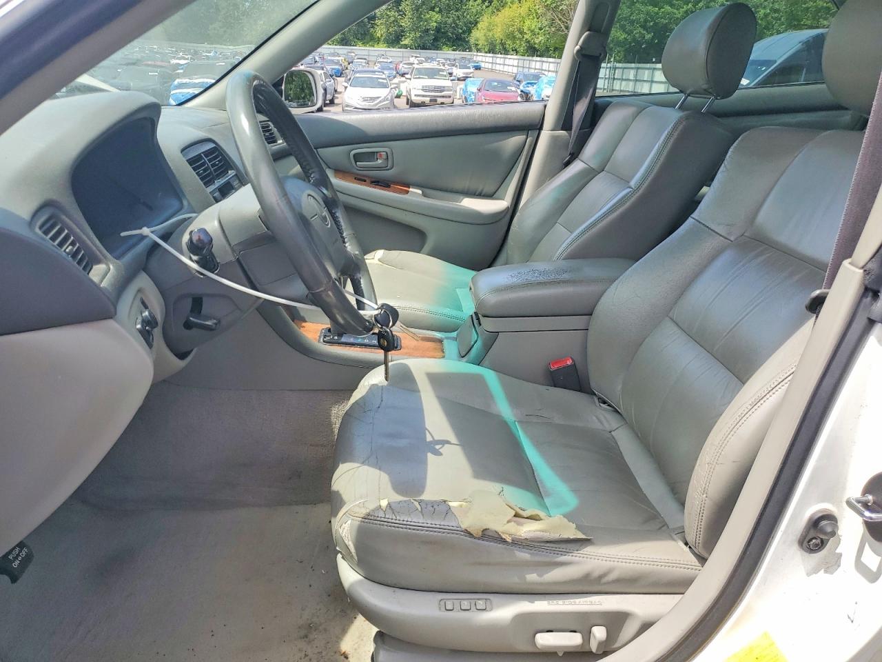 1998 Lexus Es 300 White vin: JT8BF28G3W5045626