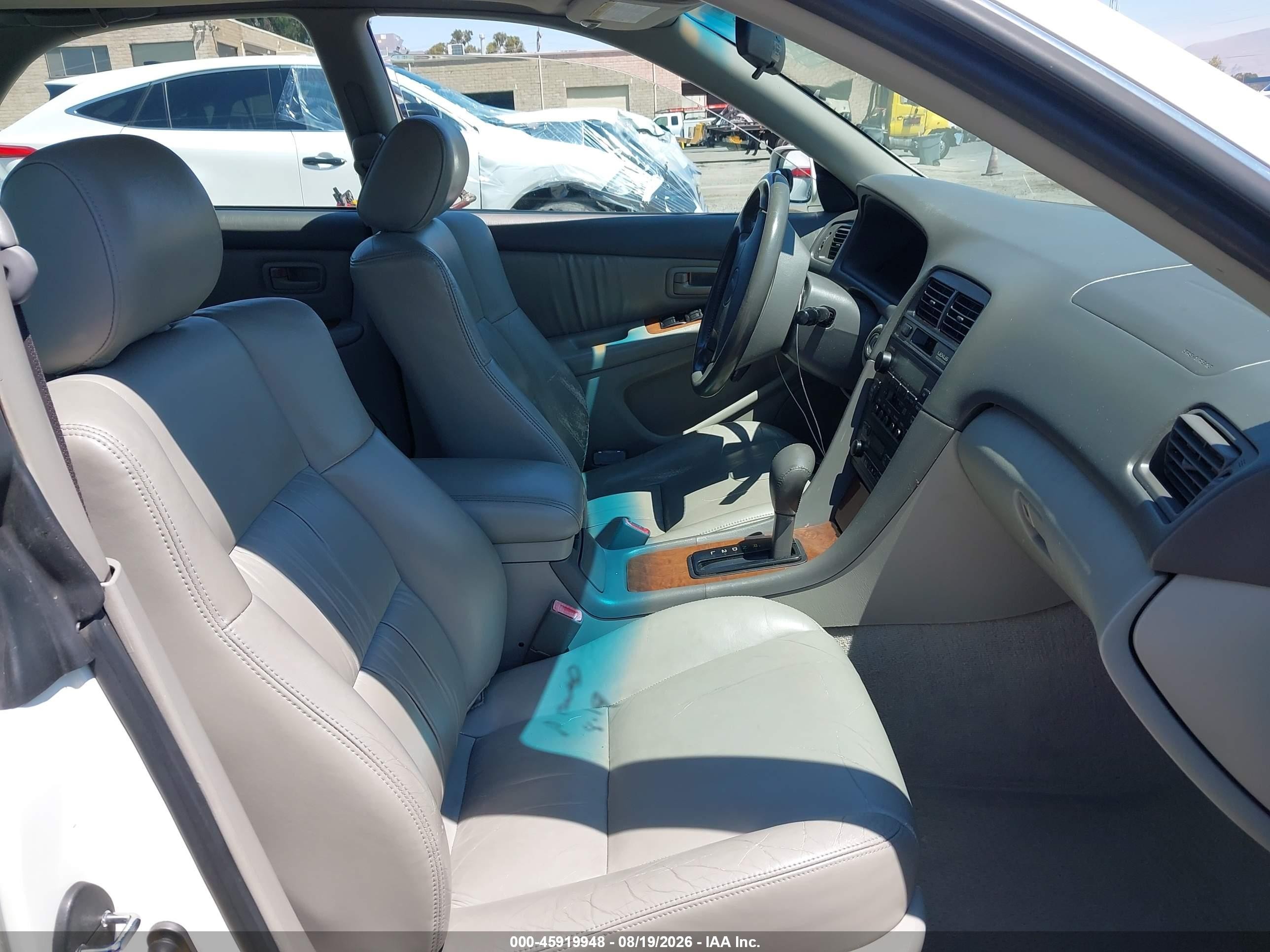 1999 Lexus Es 300   White vin: JT8BF28G3X5064369