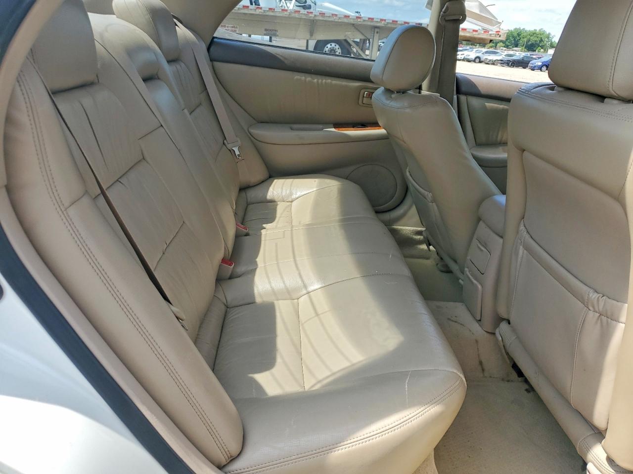 2000 Lexus Es 300 Two Tone vin: JT8BF28G3Y0285033