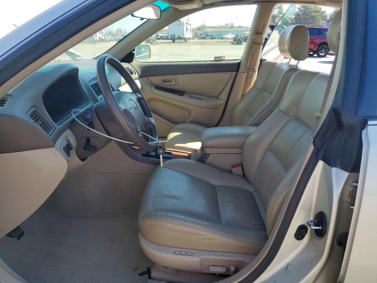 1998 Lexus Es 300 Silver vin: JT8BF28G4W5021416