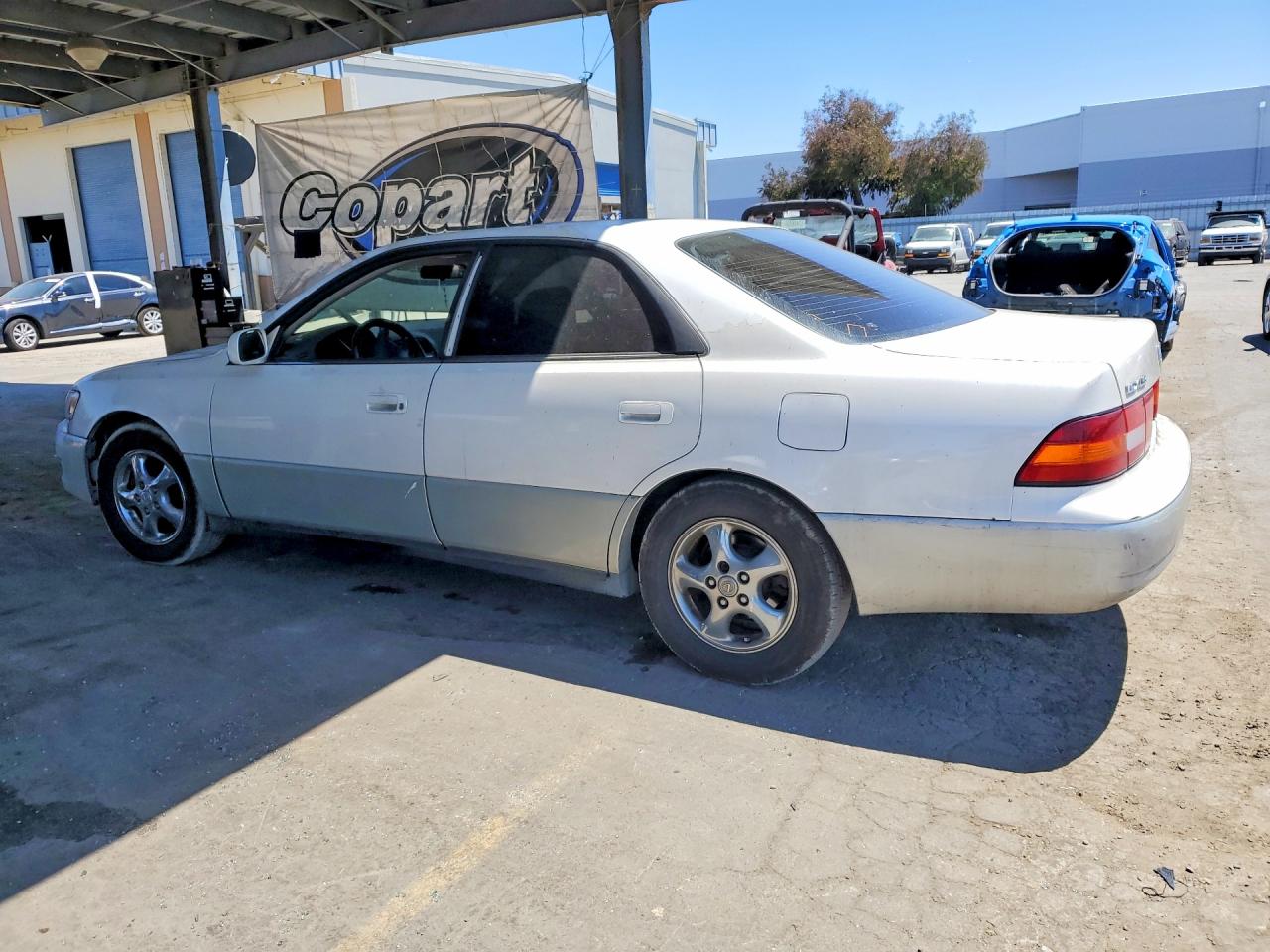 1998 Lexus Es 300 White vin: JT8BF28G4W5051239