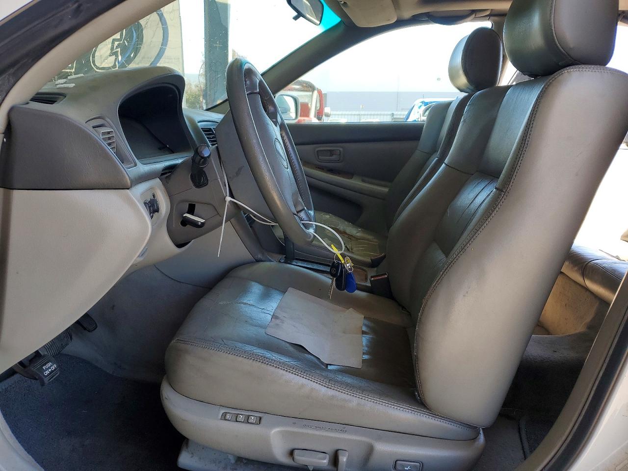 1998 Lexus Es 300 White vin: JT8BF28G4W5051239