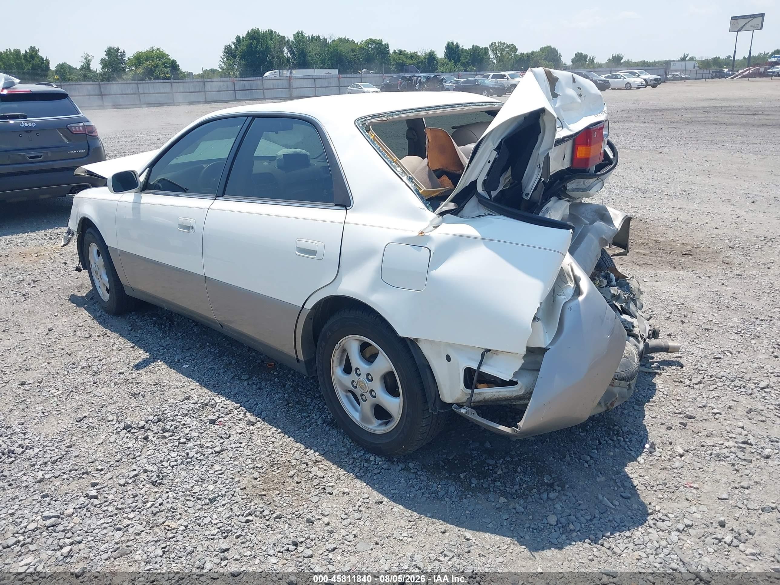 1999 Lexus Es 300 White vin: JT8BF28G4X0164798