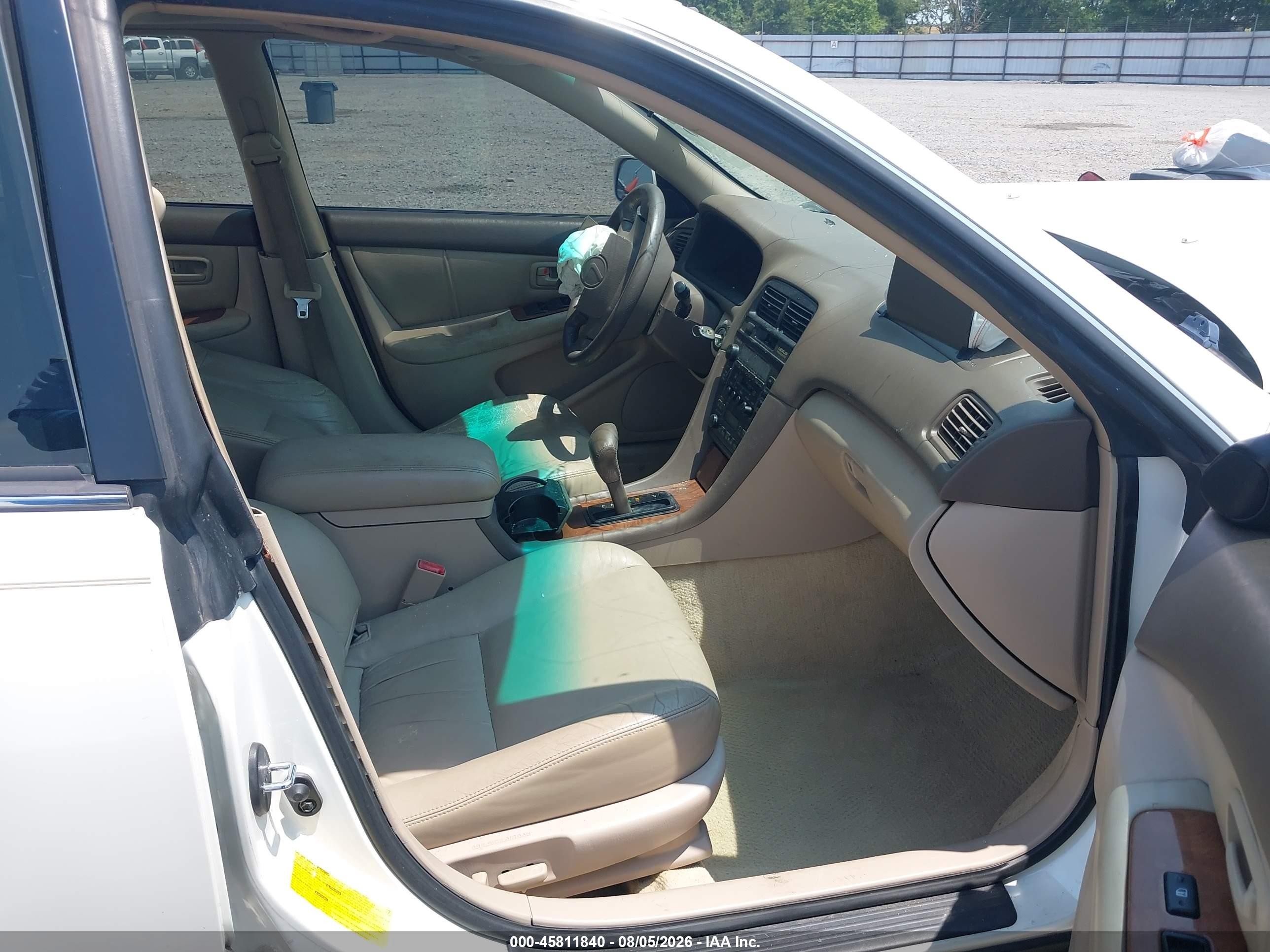 1999 Lexus Es 300 White vin: JT8BF28G4X0164798