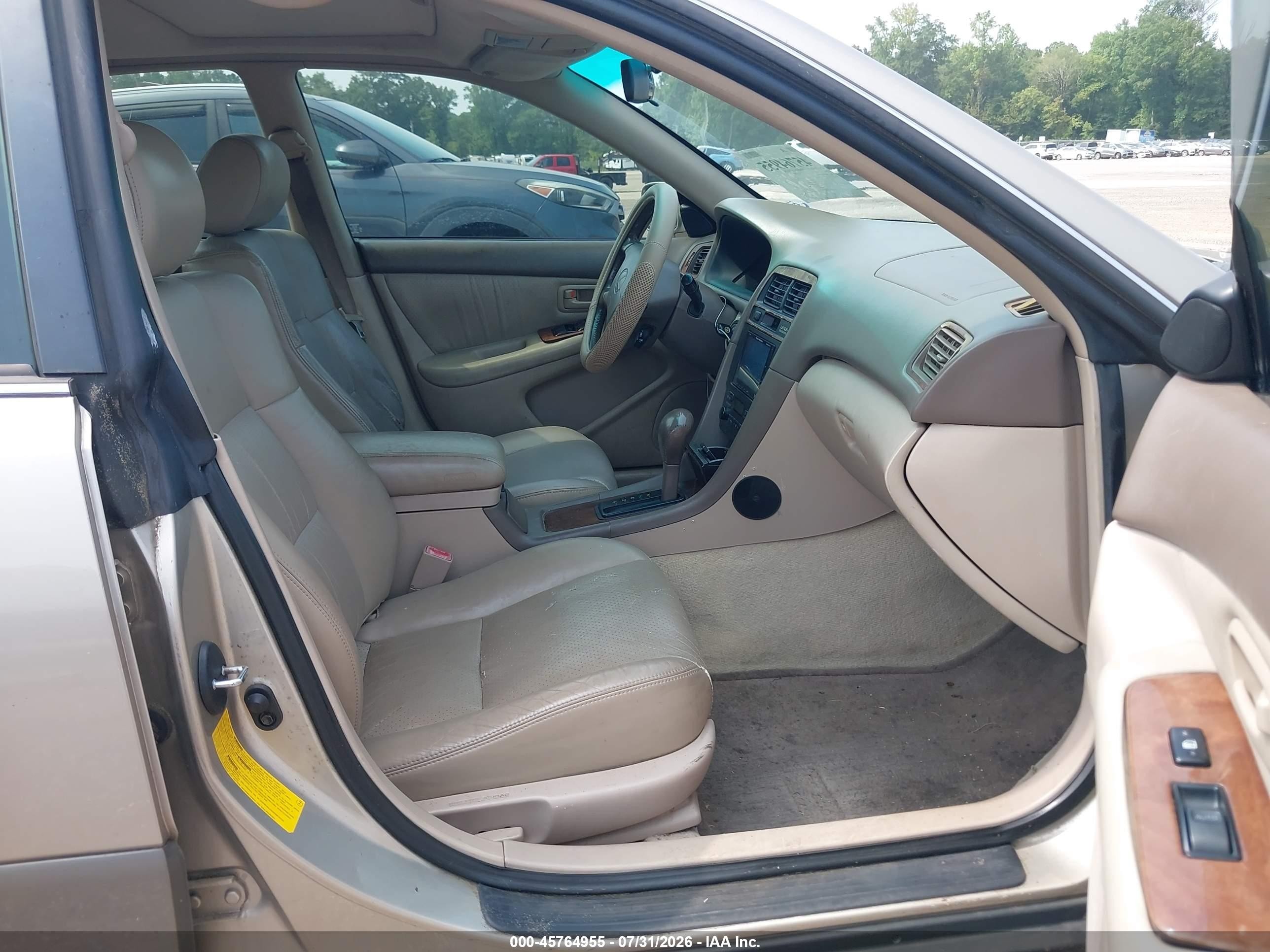 1999 Lexus Es 300   Gold vin: JT8BF28G4X5069824