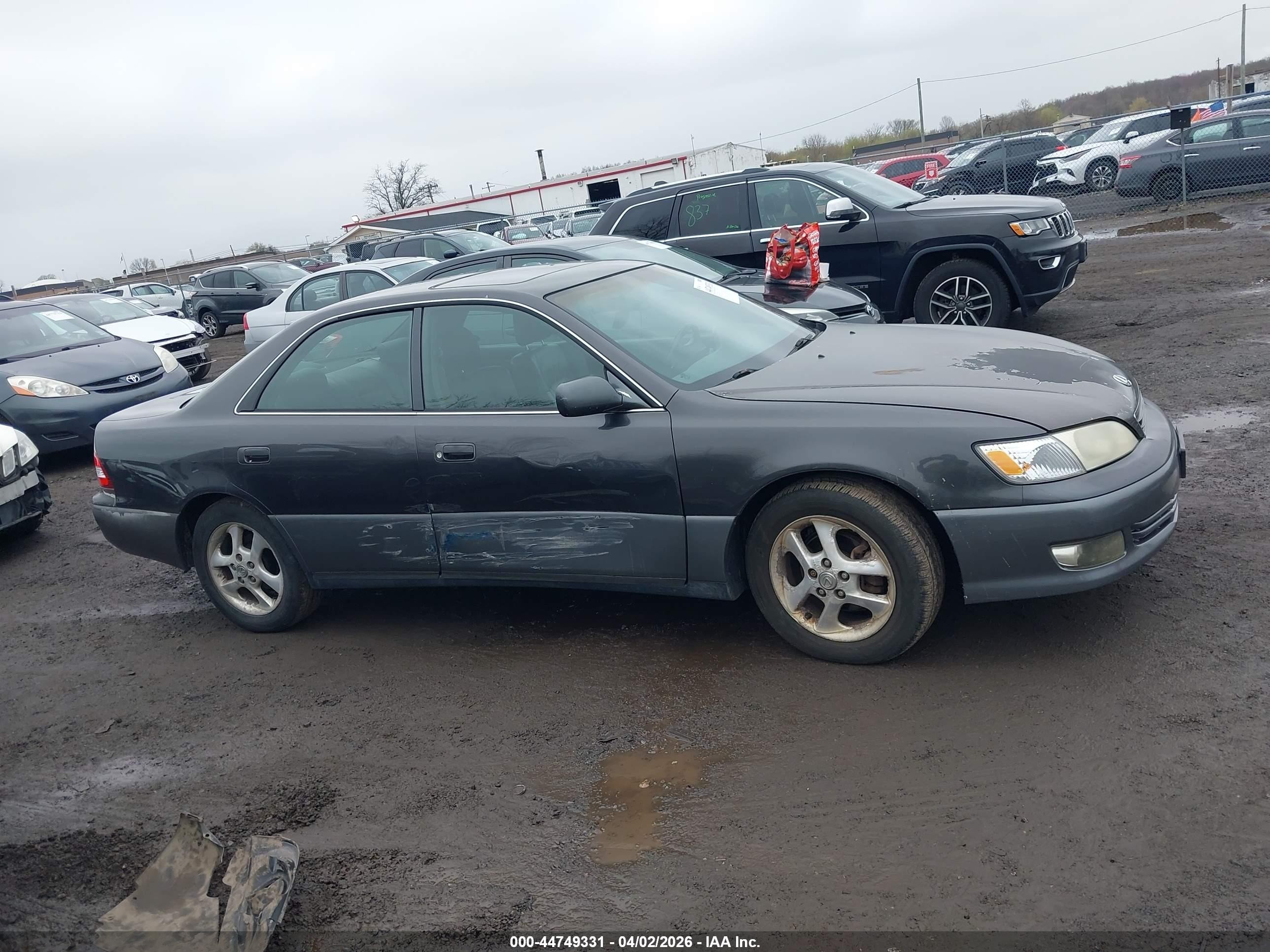 2000 Lexus Es 300   Gray vin: JT8BF28G4Y0273974